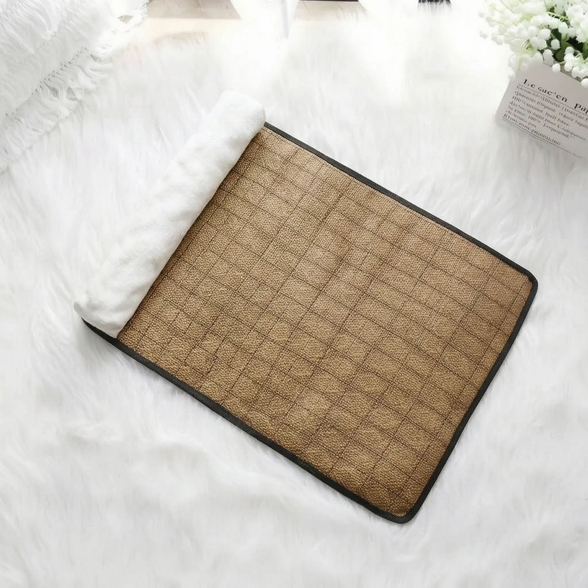 Nordspur | Napzzy Pet Cooling Mat With Pillow