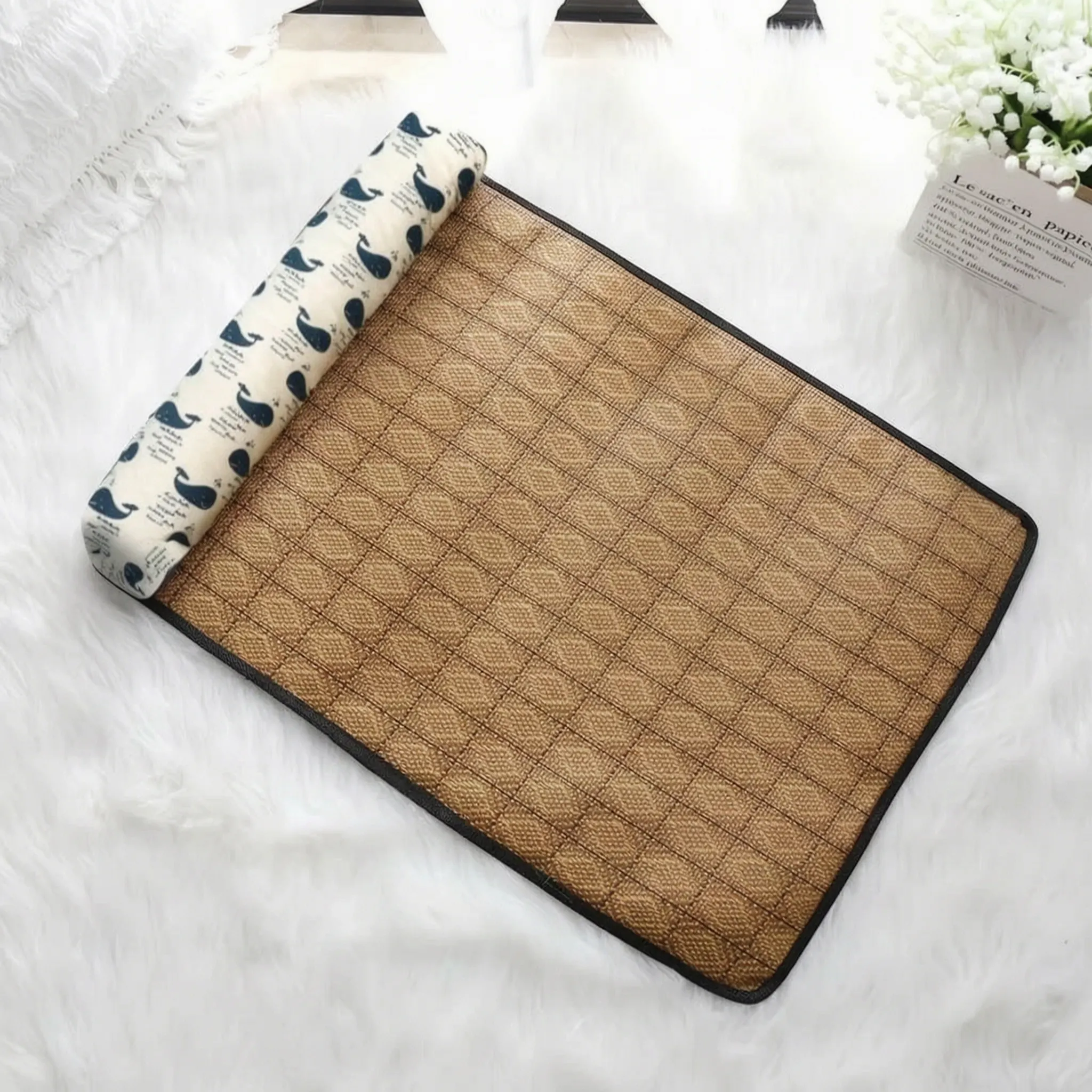 Nordspur | Napzzy Pet Cooling Mat With Pillow