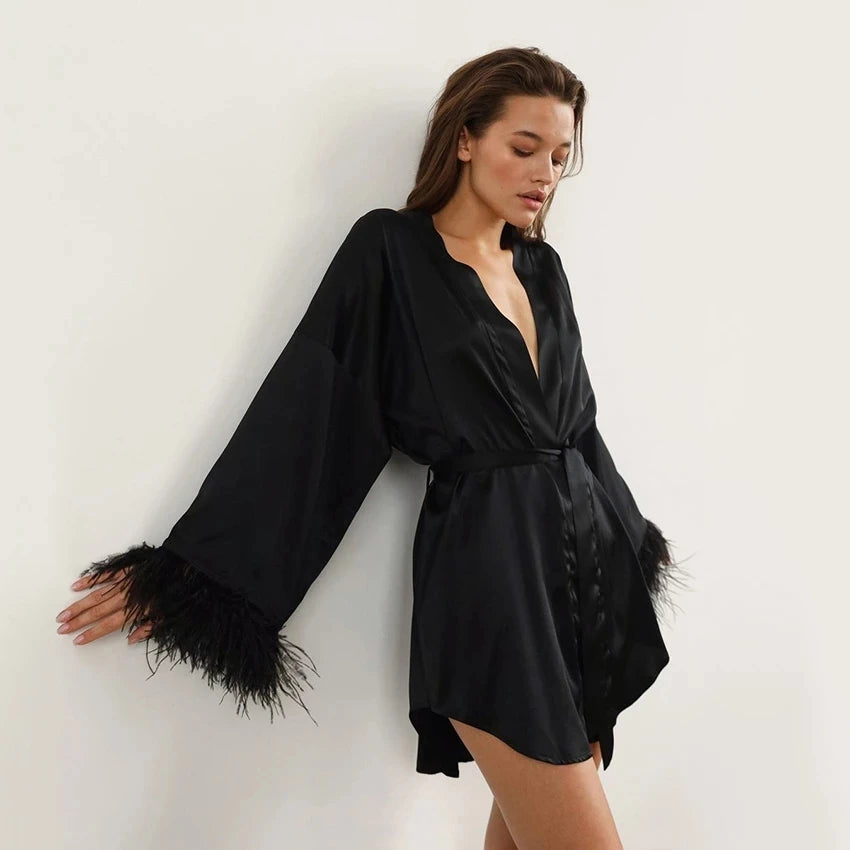 Nordspur | Noctelle Short Wrap Robe With Feather Trim