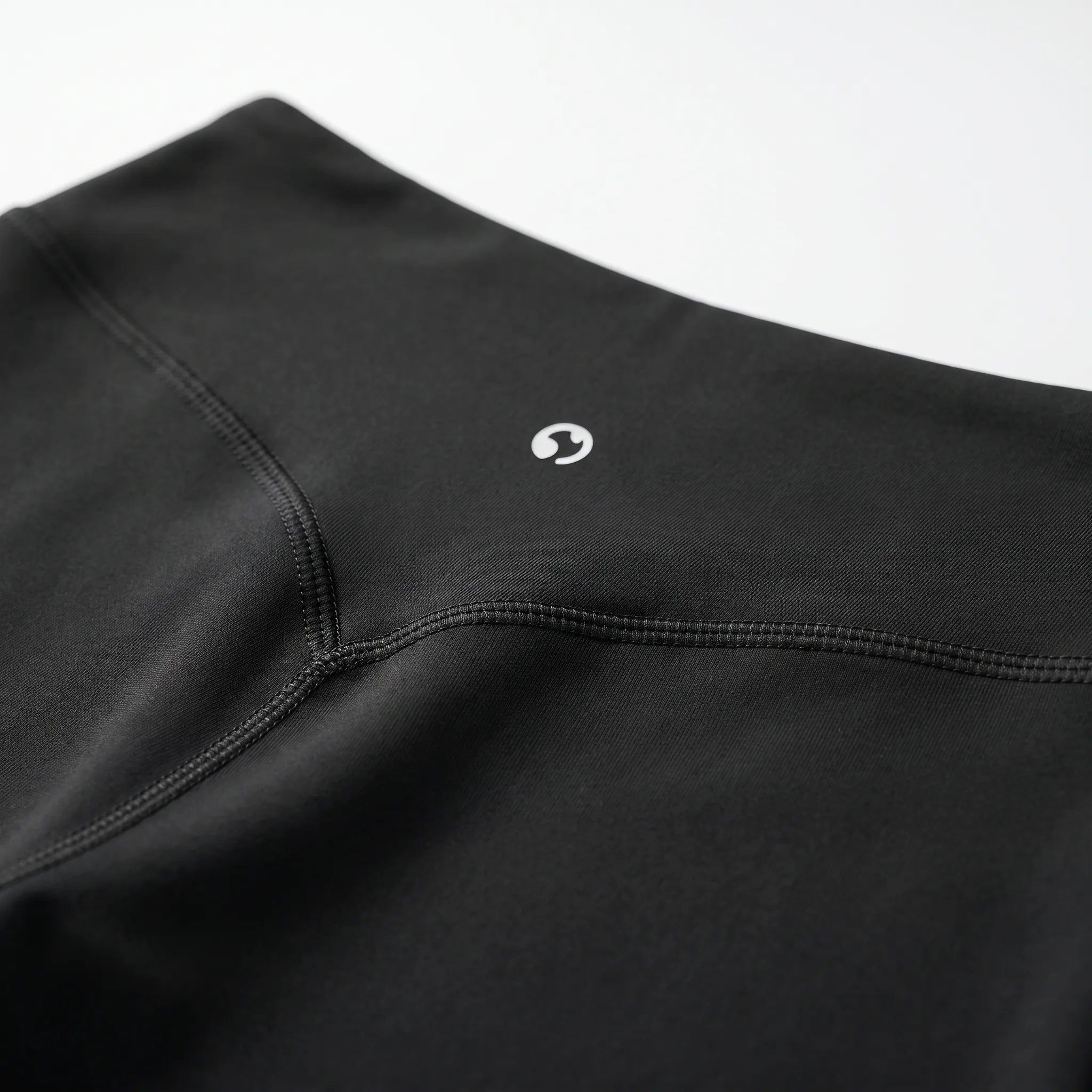 Nordspur | OmniFit High-Waisted Athletic Shorts