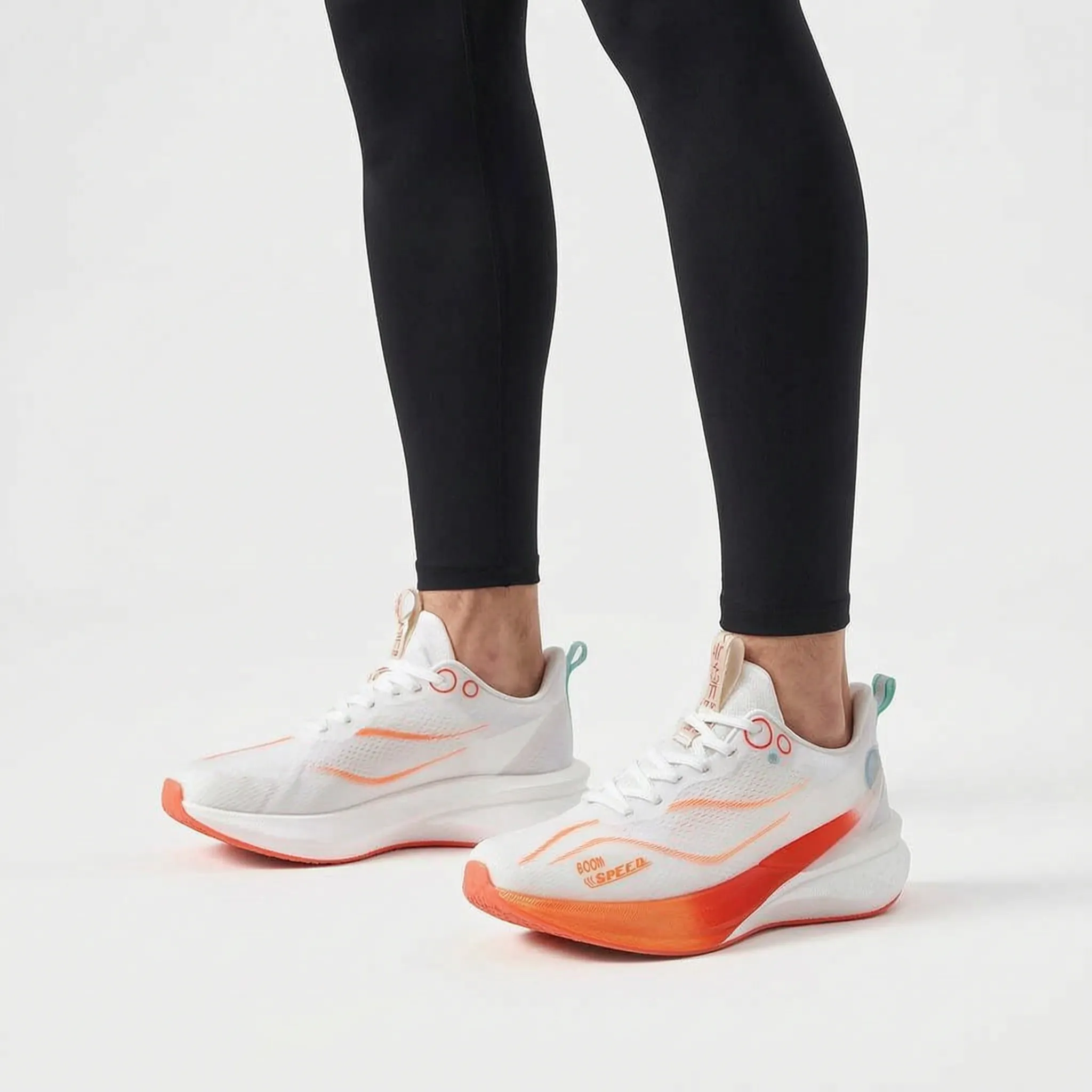 Nordspur | PaceCore Breathable Carbon Plate Running Shoes