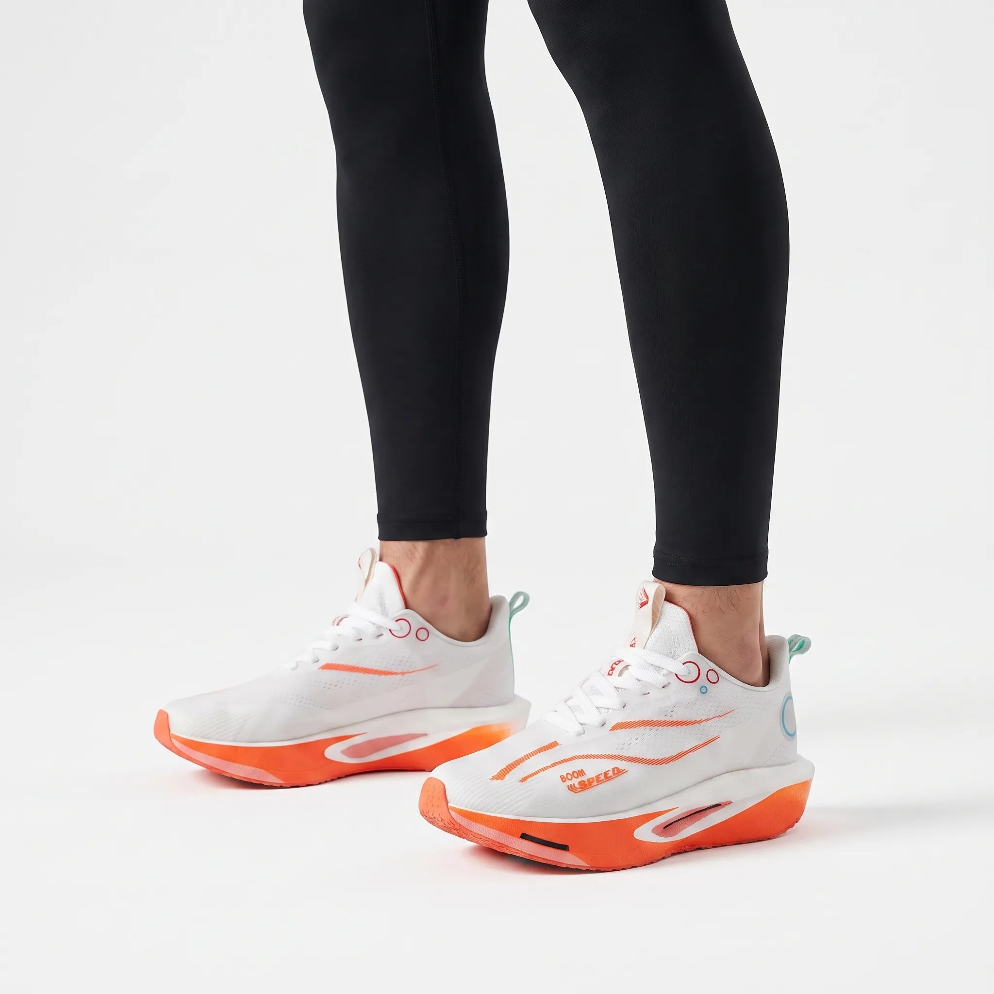 Nordspur | PaceCore Breathable Carbon Plate Running Shoes