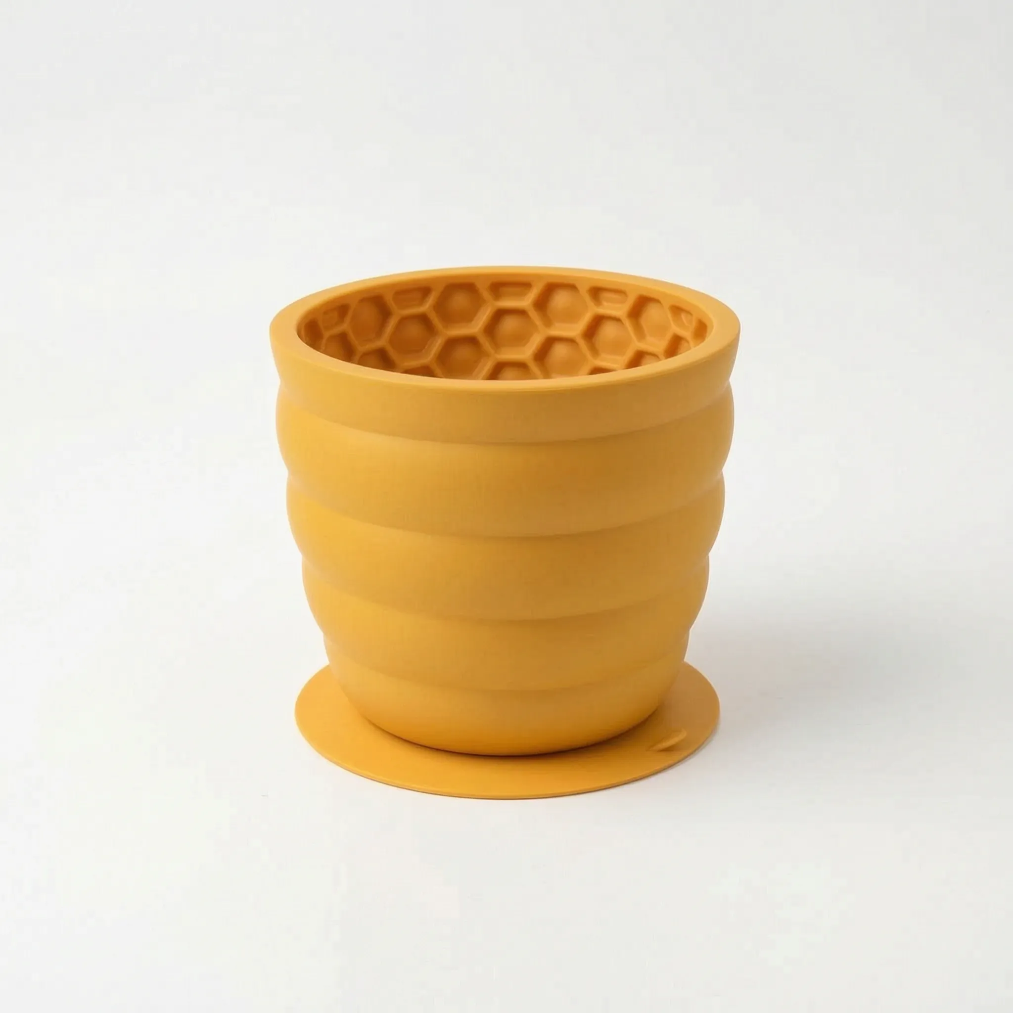 Nordspur | PacedPaw Textured Honeycomb Interior Slow Feeder Bowl