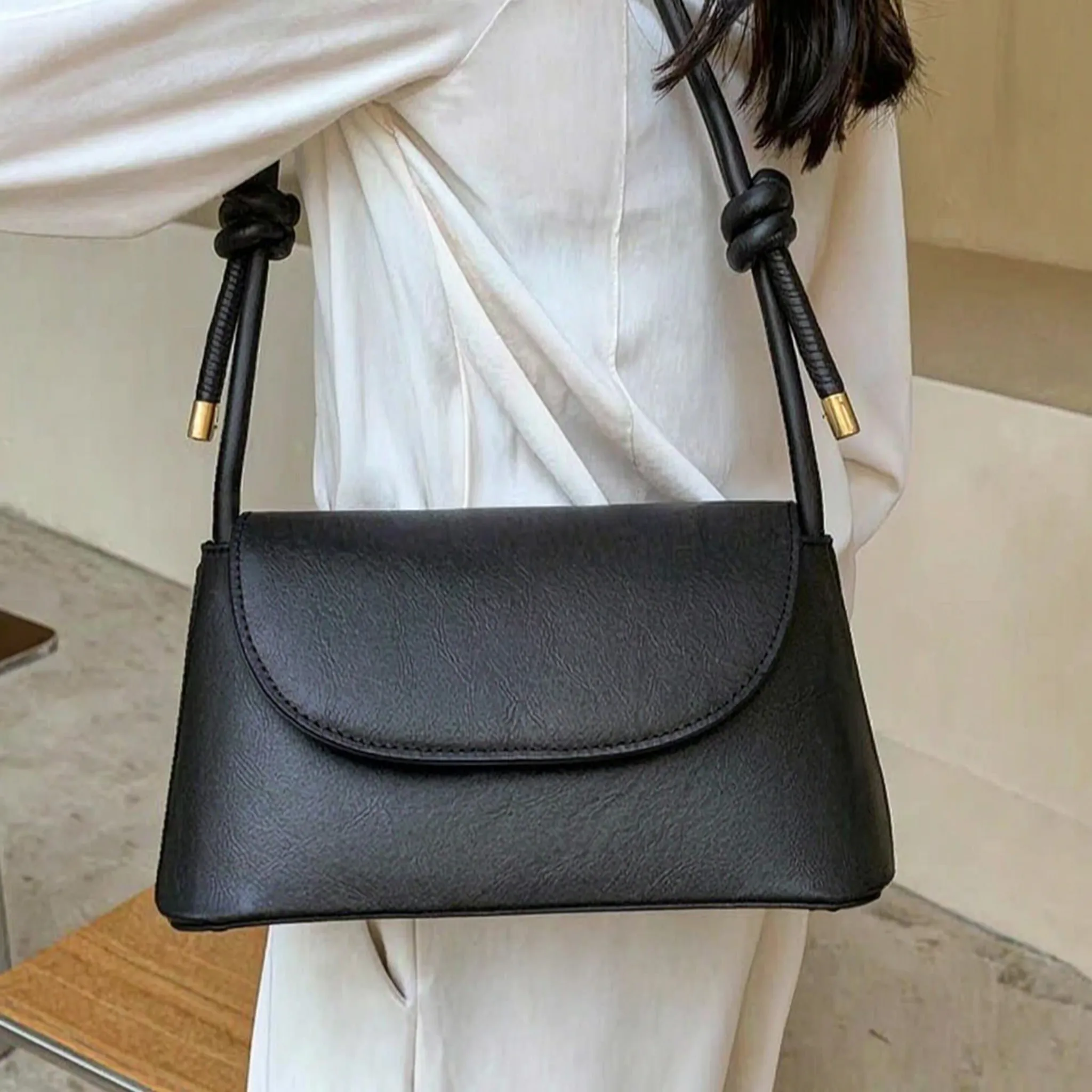 Nordspur | Pariselle Compact Square Flap-Closure Bag
