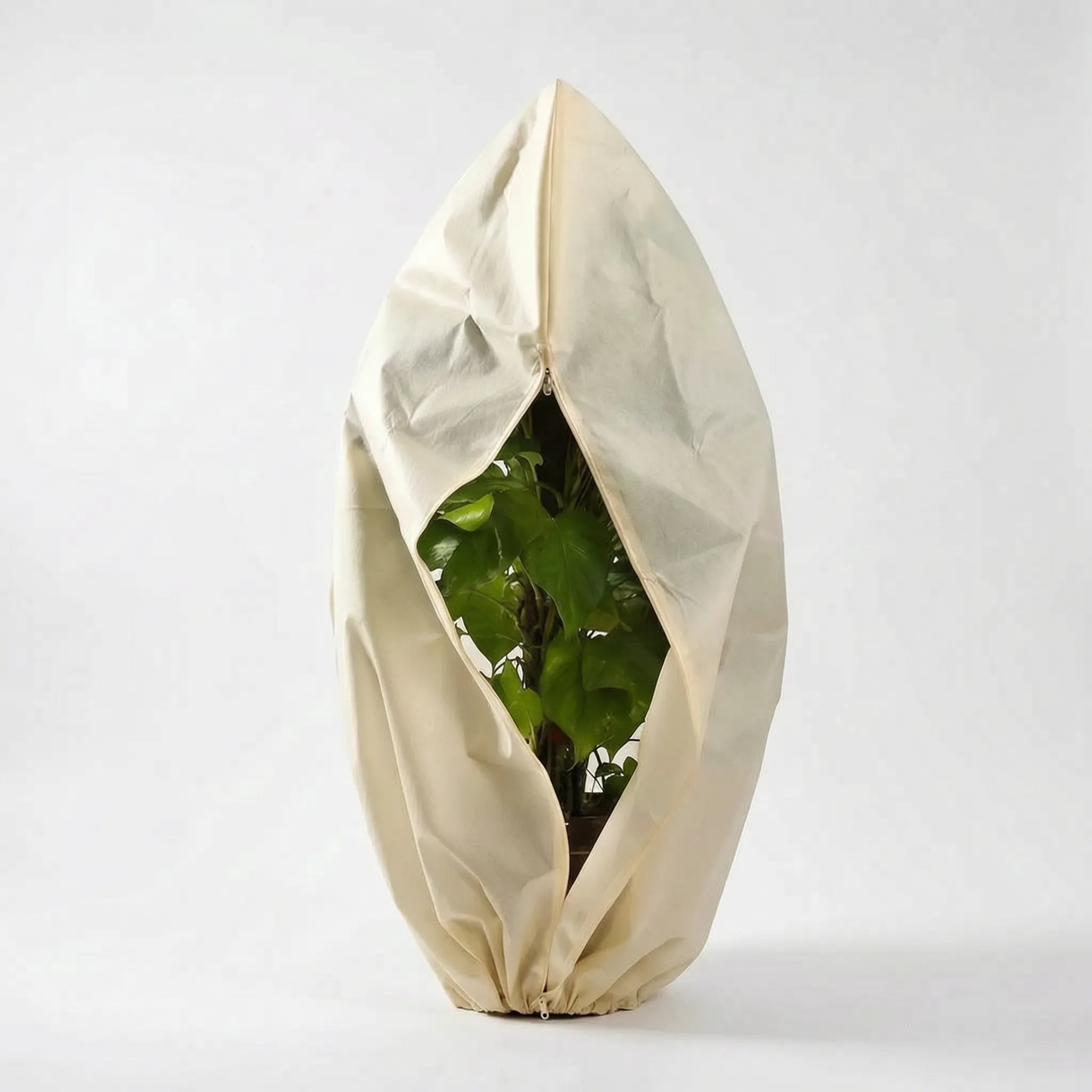 Nordspur | PlantGuard Zip-Up Winter Plant Cover