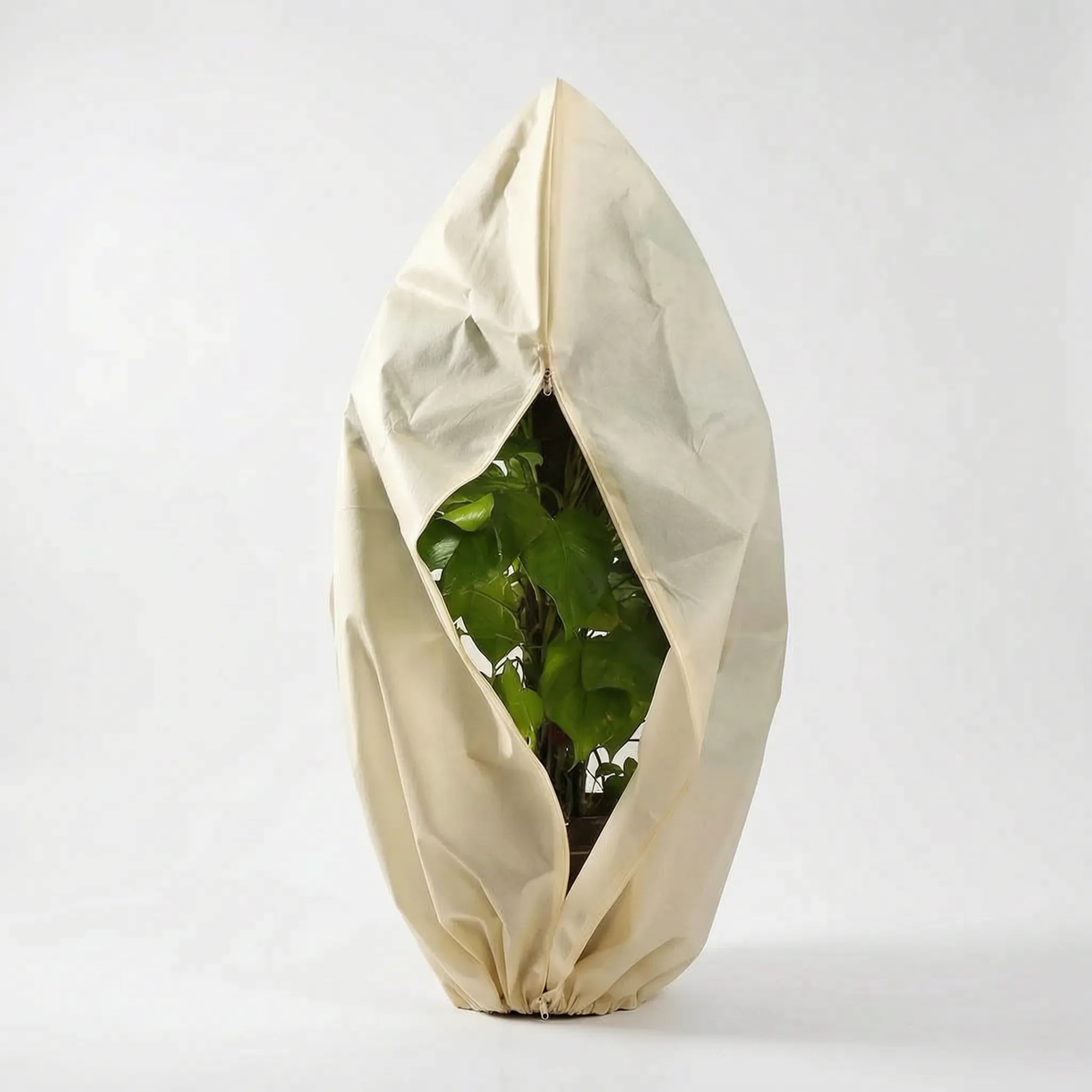 Nordspur | PlantGuard Zip-Up Winter Plant Cover