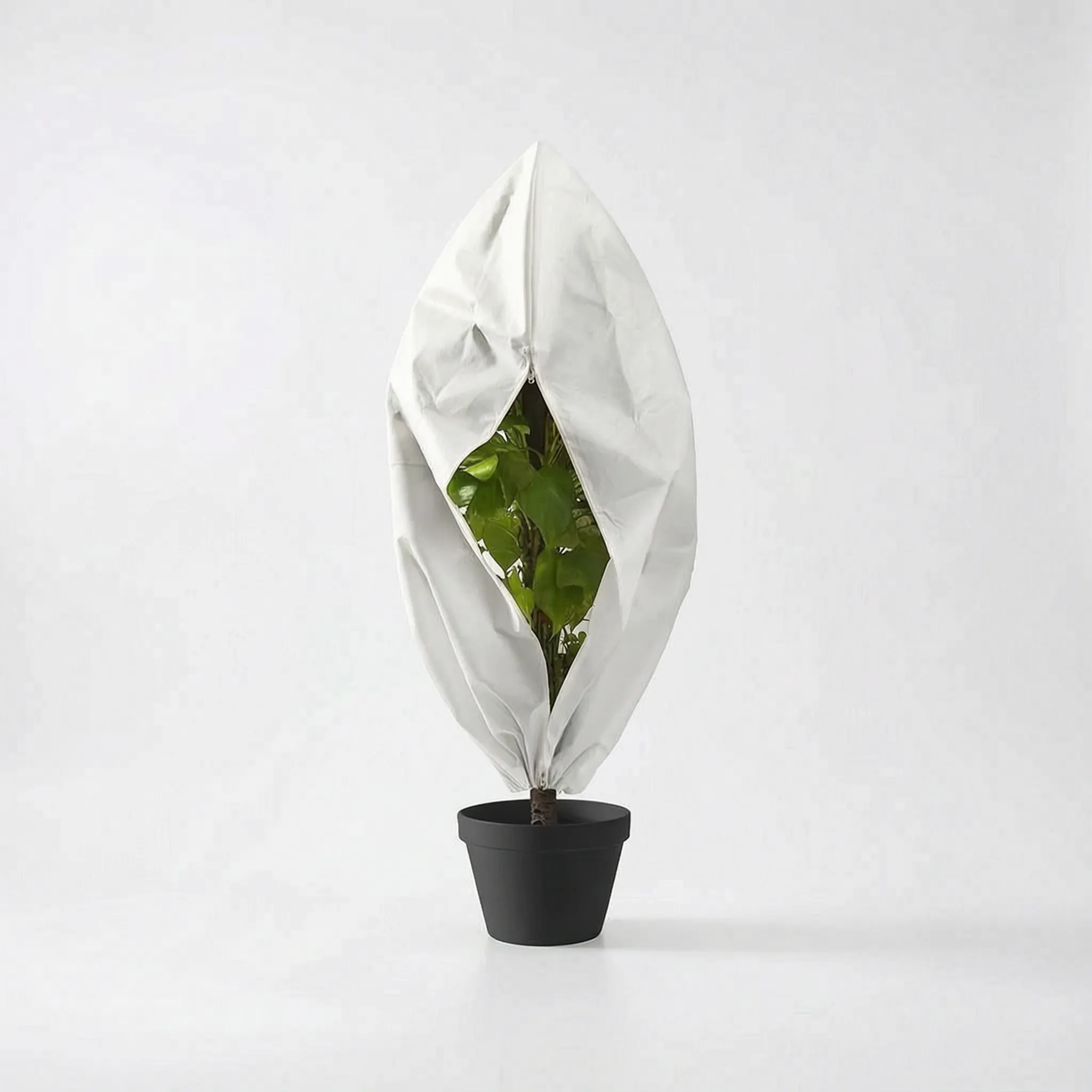 Nordspur | PlantGuard Zip-Up Winter Plant Cover