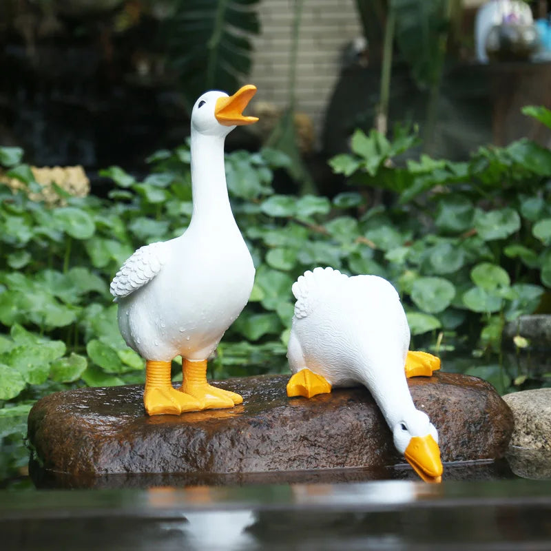Nordspur | Quacksley Realistic Goose Figurine Set