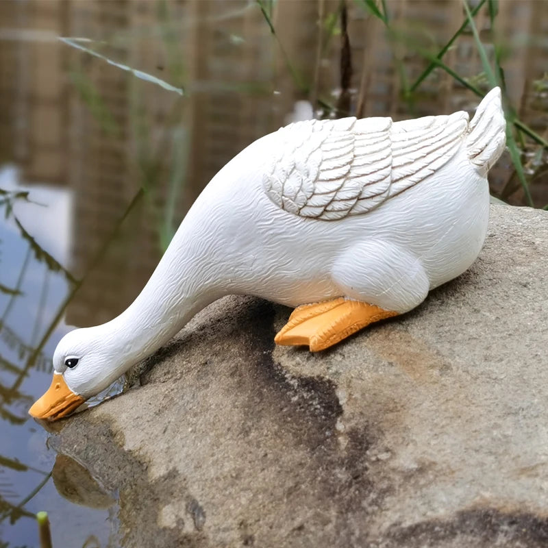 Nordspur | Quacksley Realistic Goose Figurine Set