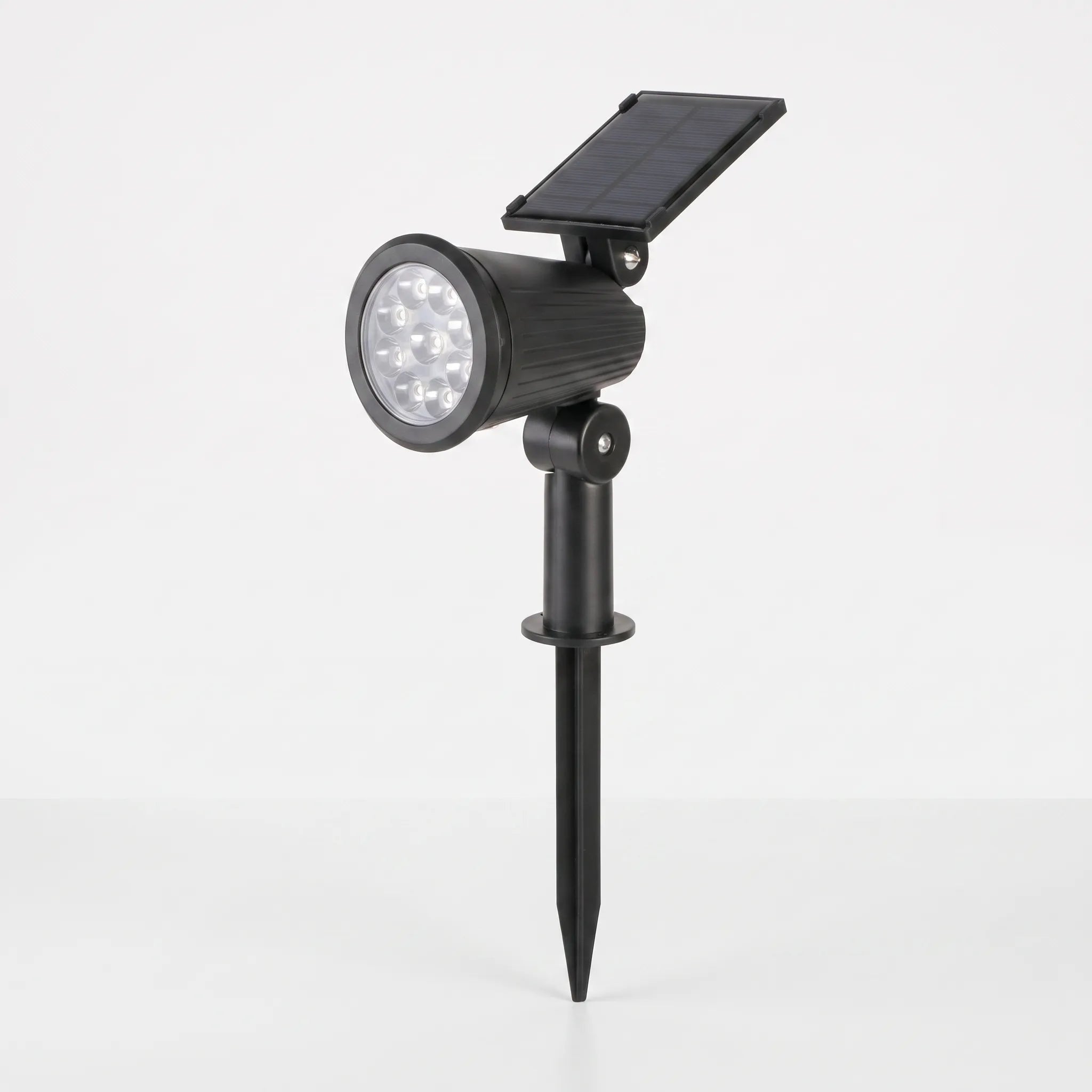 Nordspur | Raylux Curved Outdoor Pathway Light