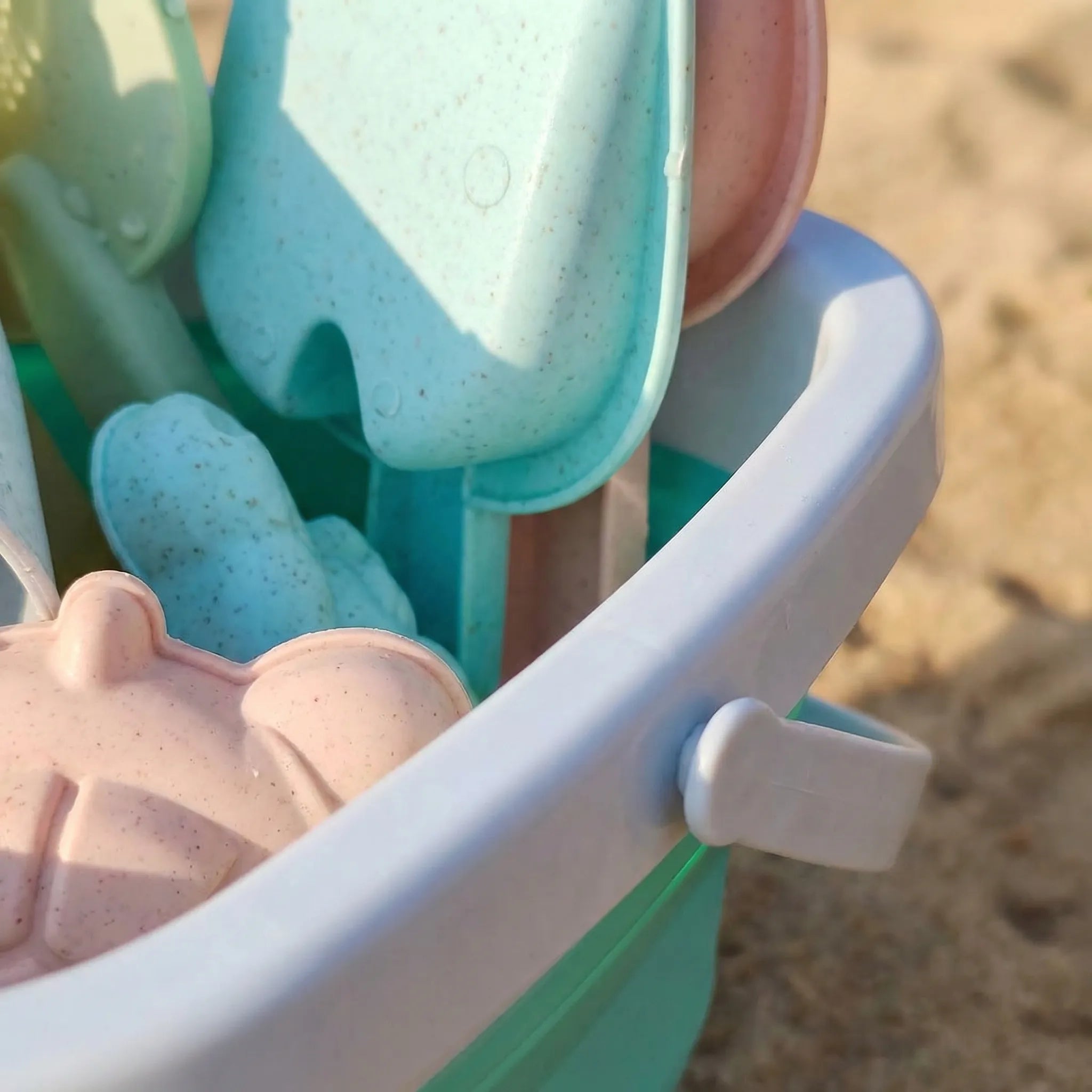 Nordspur | Sandylo Collapsible Bucket And Sand Tool Set