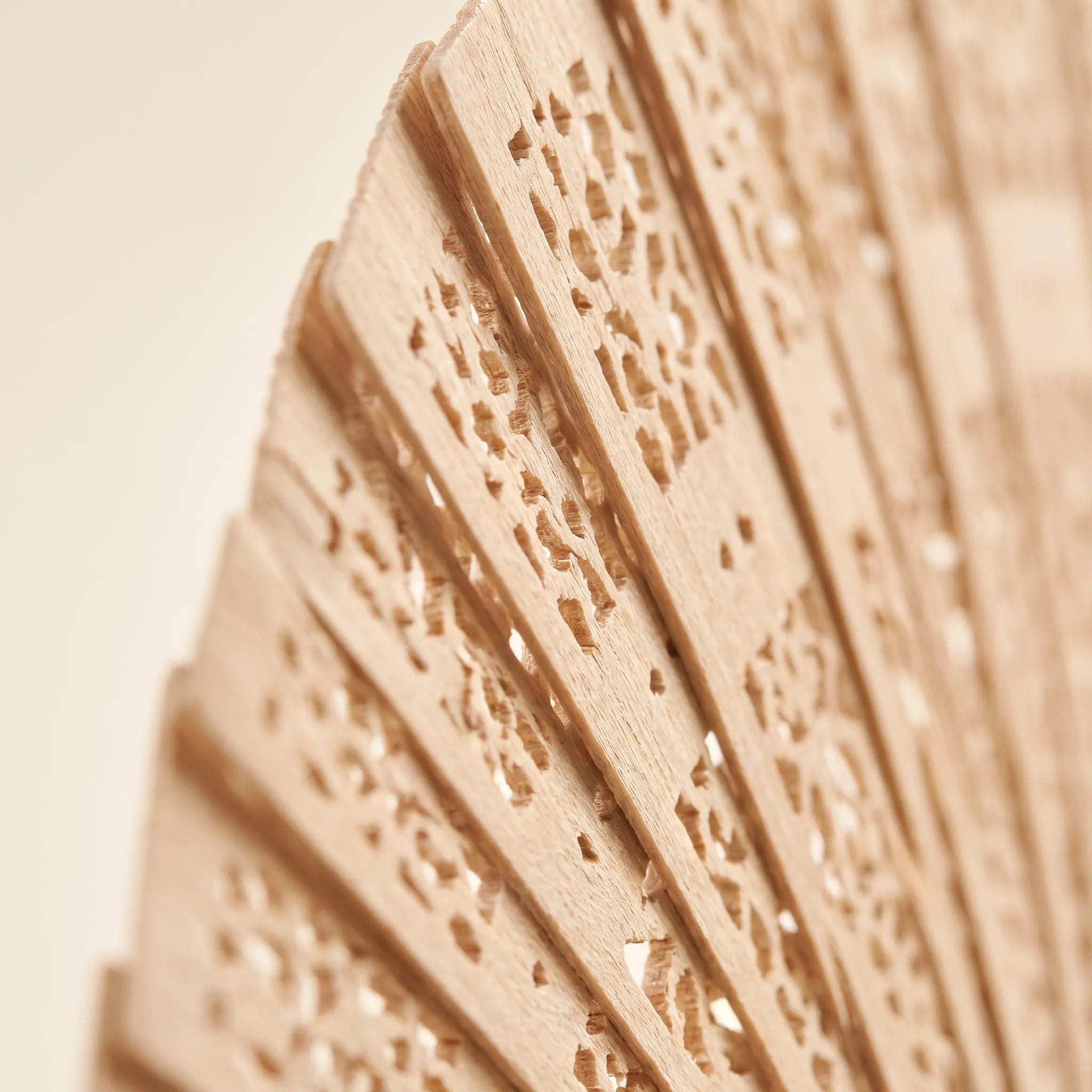 Nordspur | Scentafold Scented Carved Hand Folding Fan