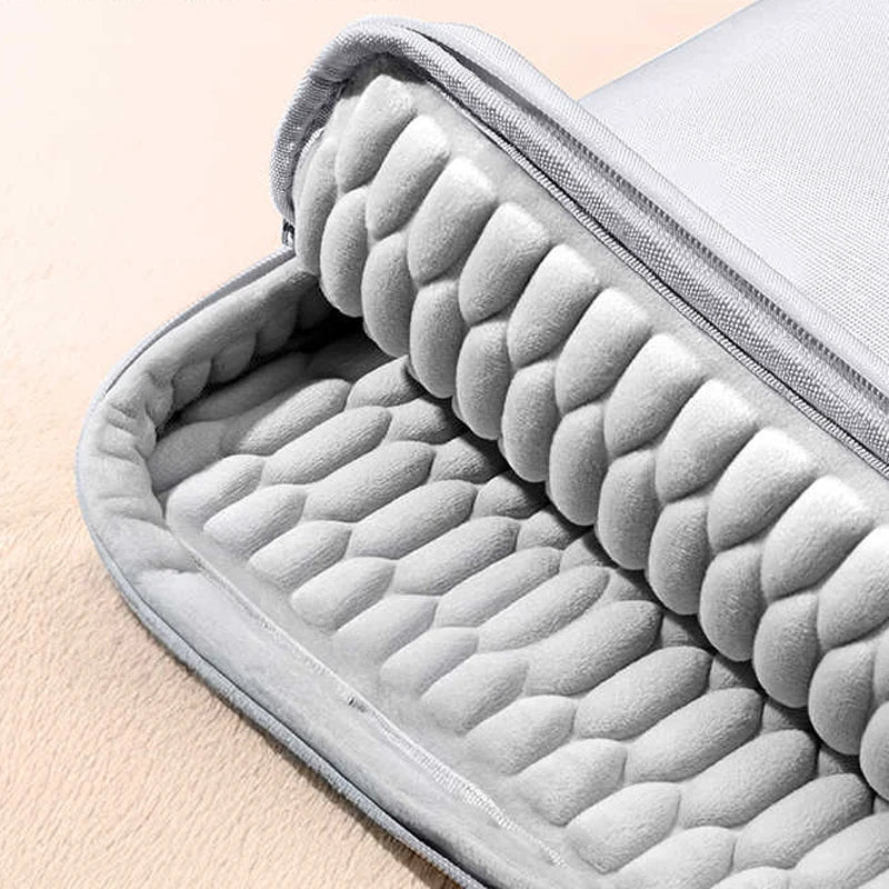 Nordspur | Shockproof Padded Laptop Bag