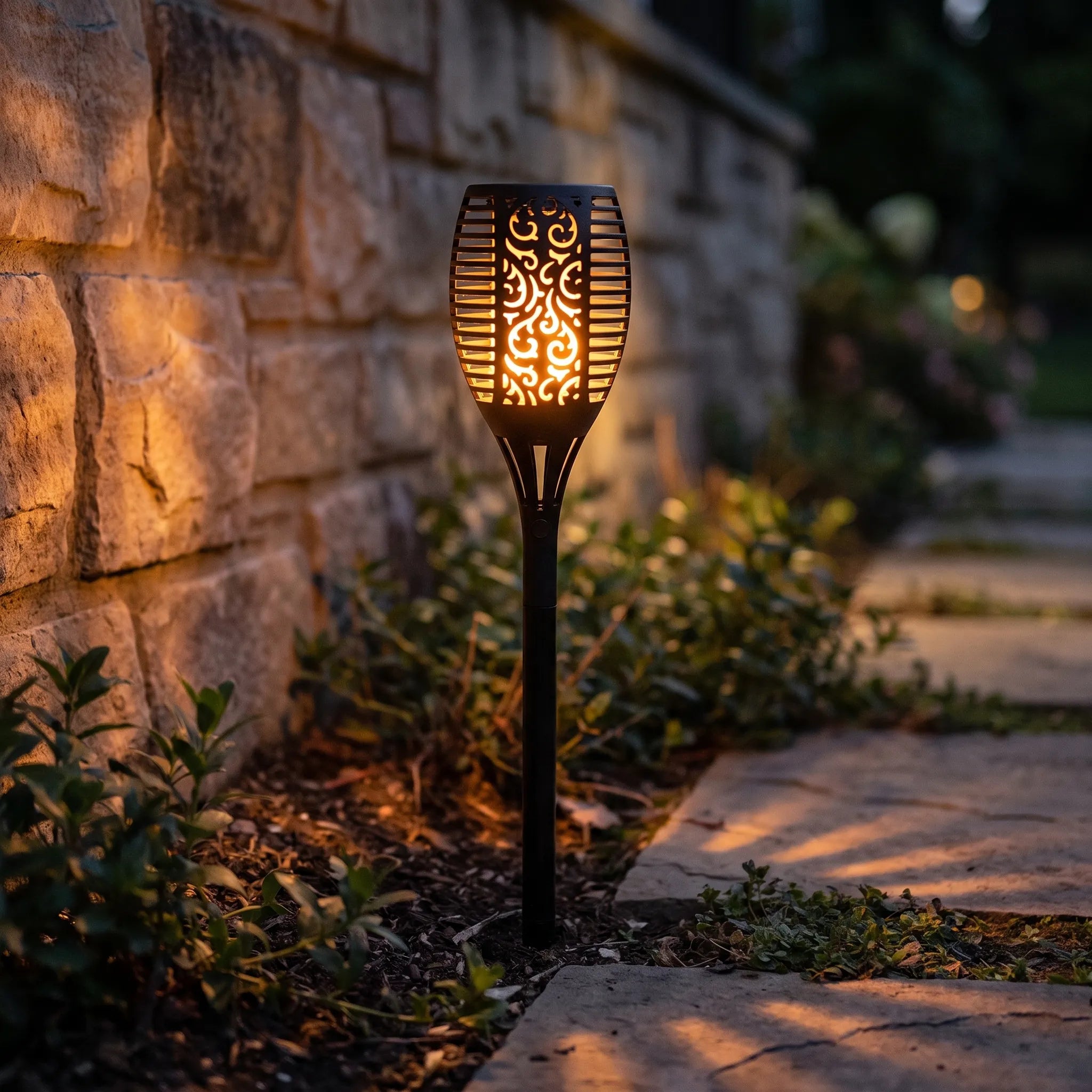Nordspur | Soliflare Solar Torch Light With Flickering Flame