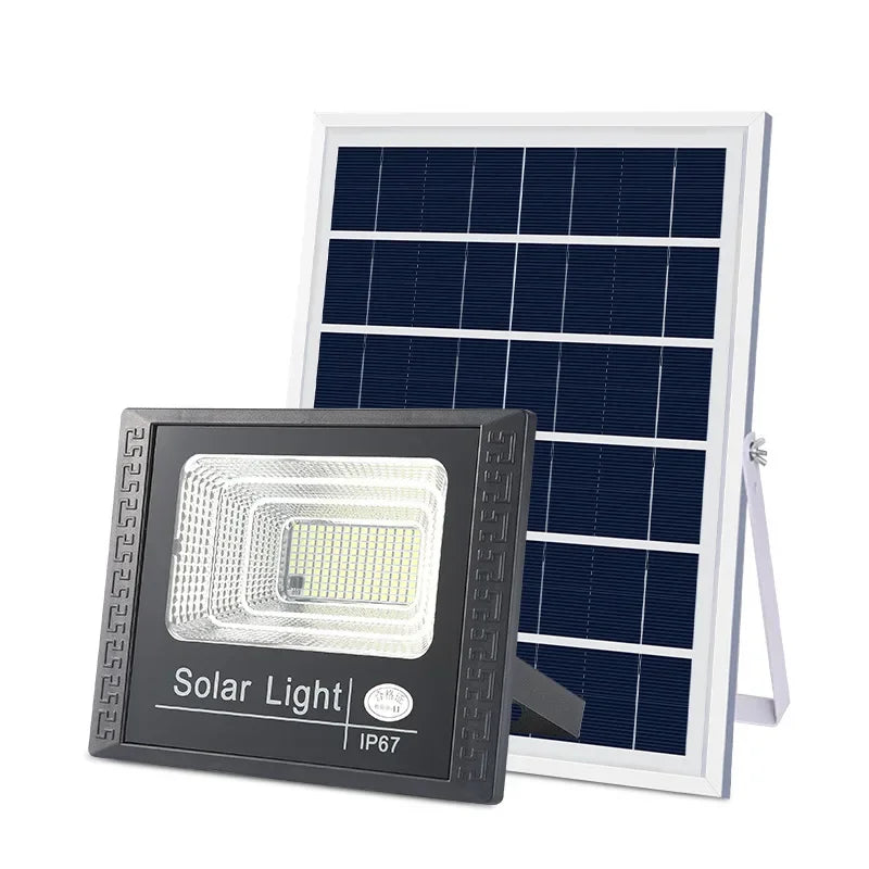 Nordspur | Soluxe Solar-Powered Outdoor Flood Light With Remote