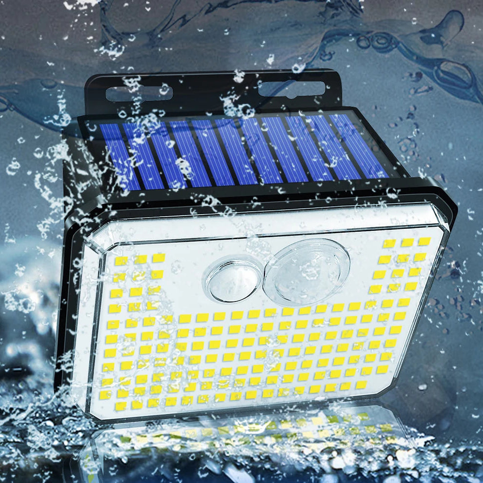 Nordspur | Soluxra Solar-Powered Outdoor Wall Security Light
