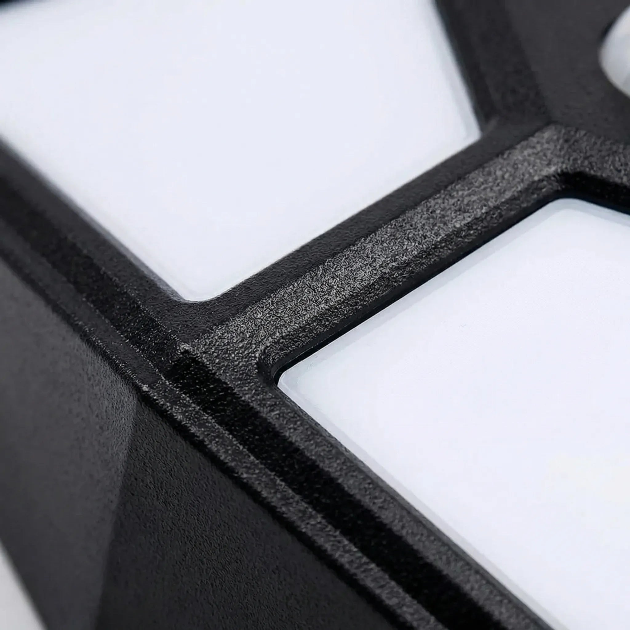 Nordspur | Solward Solar-Powered Outdoor Wall Light With Motion Sensor