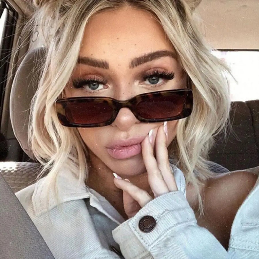 Nordspur | Spectrella Vintage Square Frame Sunglasses Set