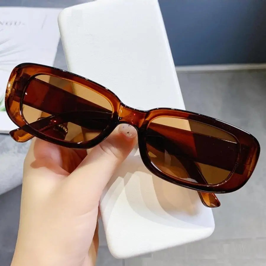 Nordspur | Spectrella Vintage Square Frame Sunglasses Set