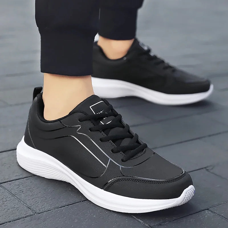 Nordspur | StratusGrip Mens Black Trainers