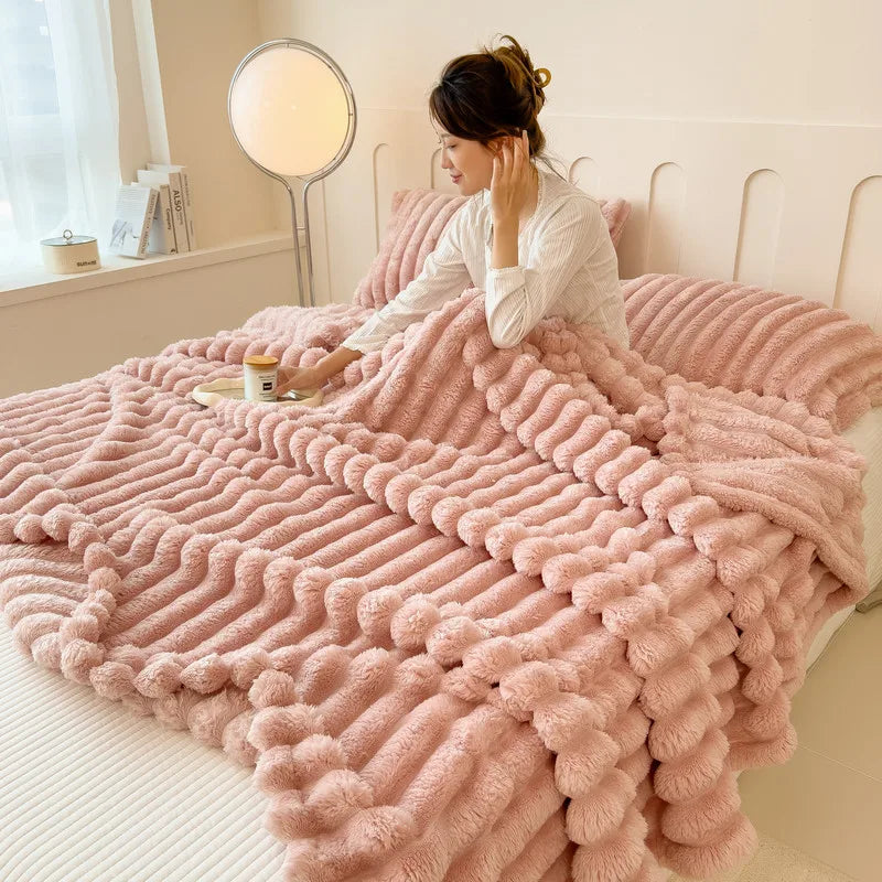 Nordspur | Striped Coral Fleece Blanket