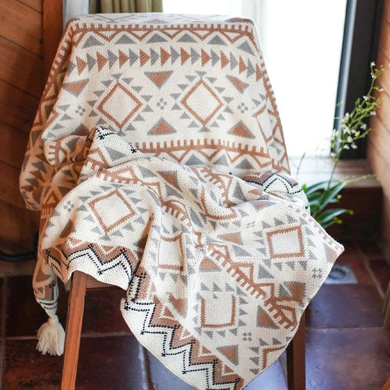 Nordspur | Tasselune Knitted Tassel Throw Blanket