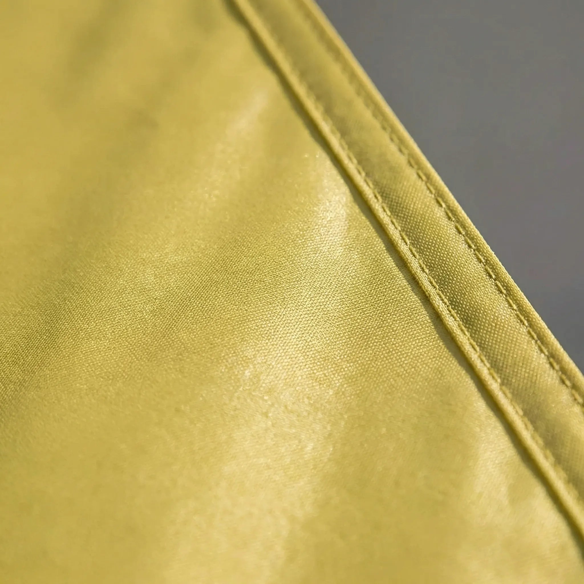 Nordspur | TriShadeo Folding Triangular Shade Sail