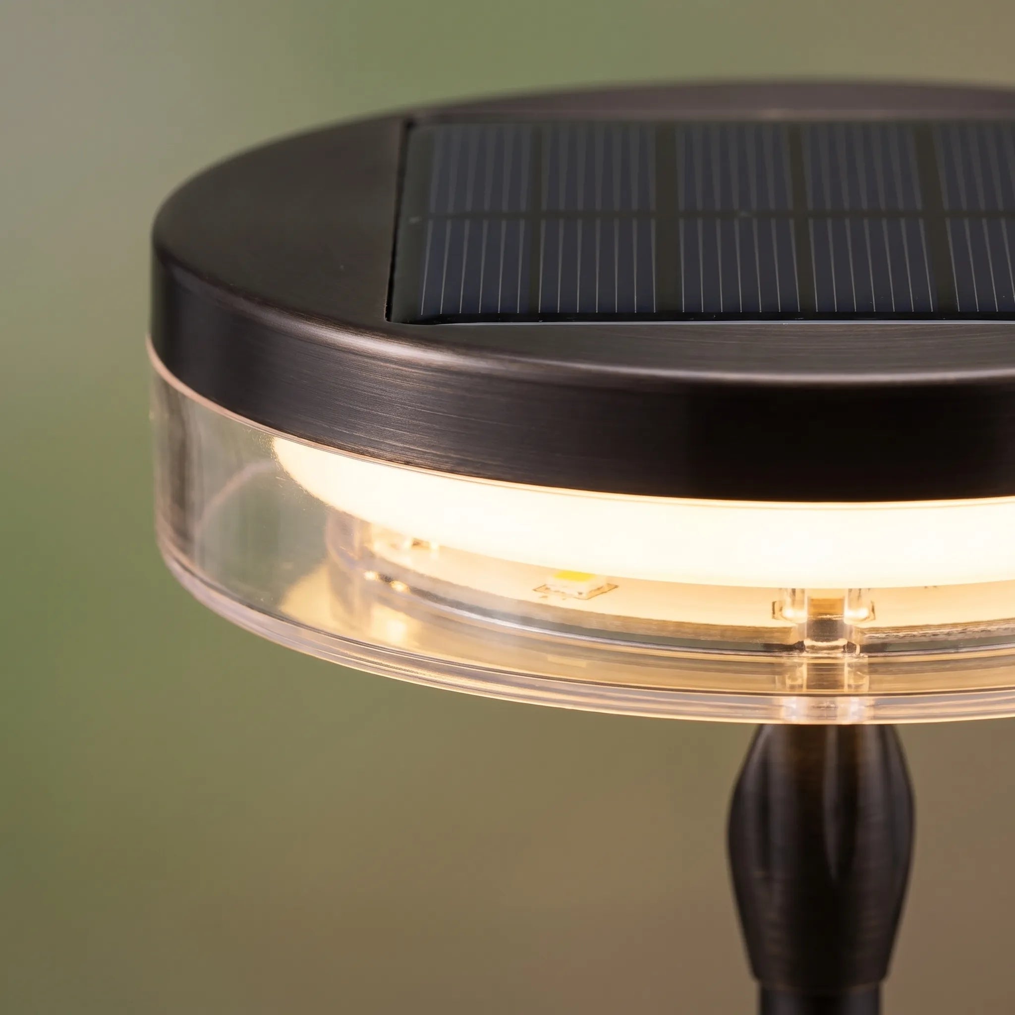 Nordspur | Vaylon Swaying Outdoor Solar Light