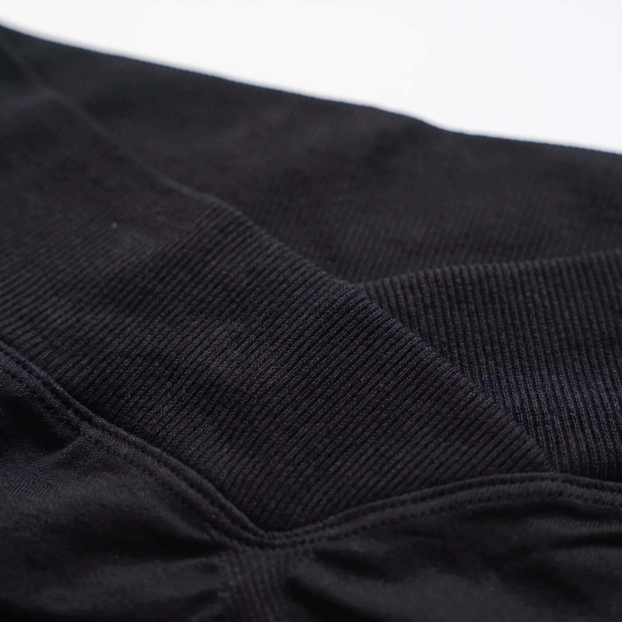 Nordspur | VelaGym High-Waisted Seamless Gym Shorts