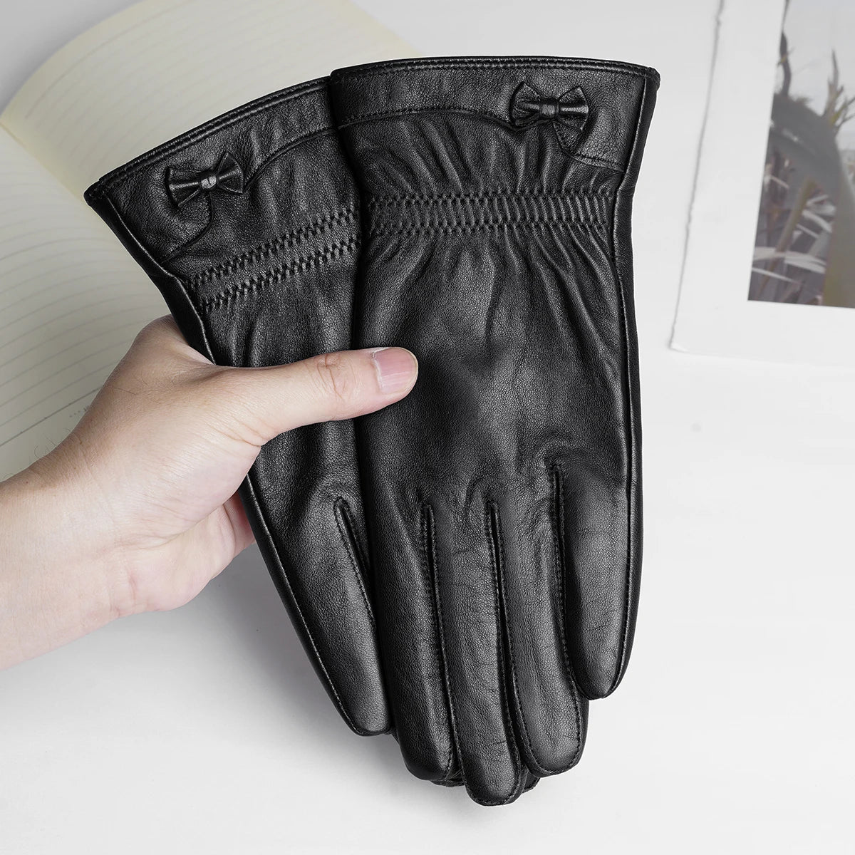 Nordspur | VellutoGloves Touchscreen Compatible Winter Gloves