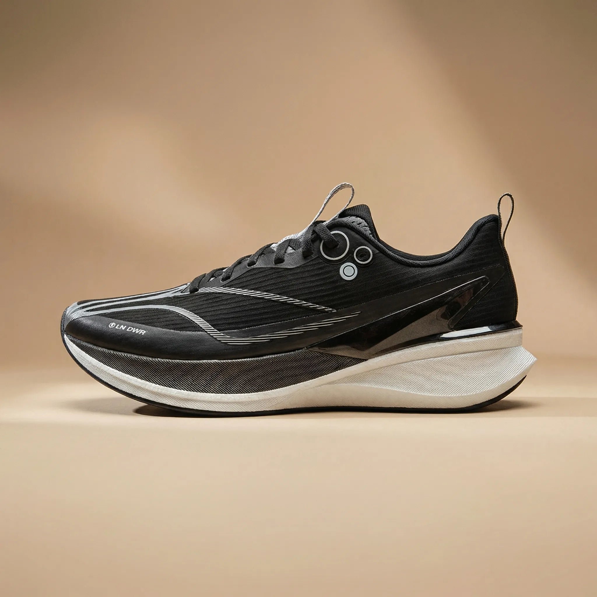 Nordspur | Velocra Cushioned Anti-Slip Racing Shoe