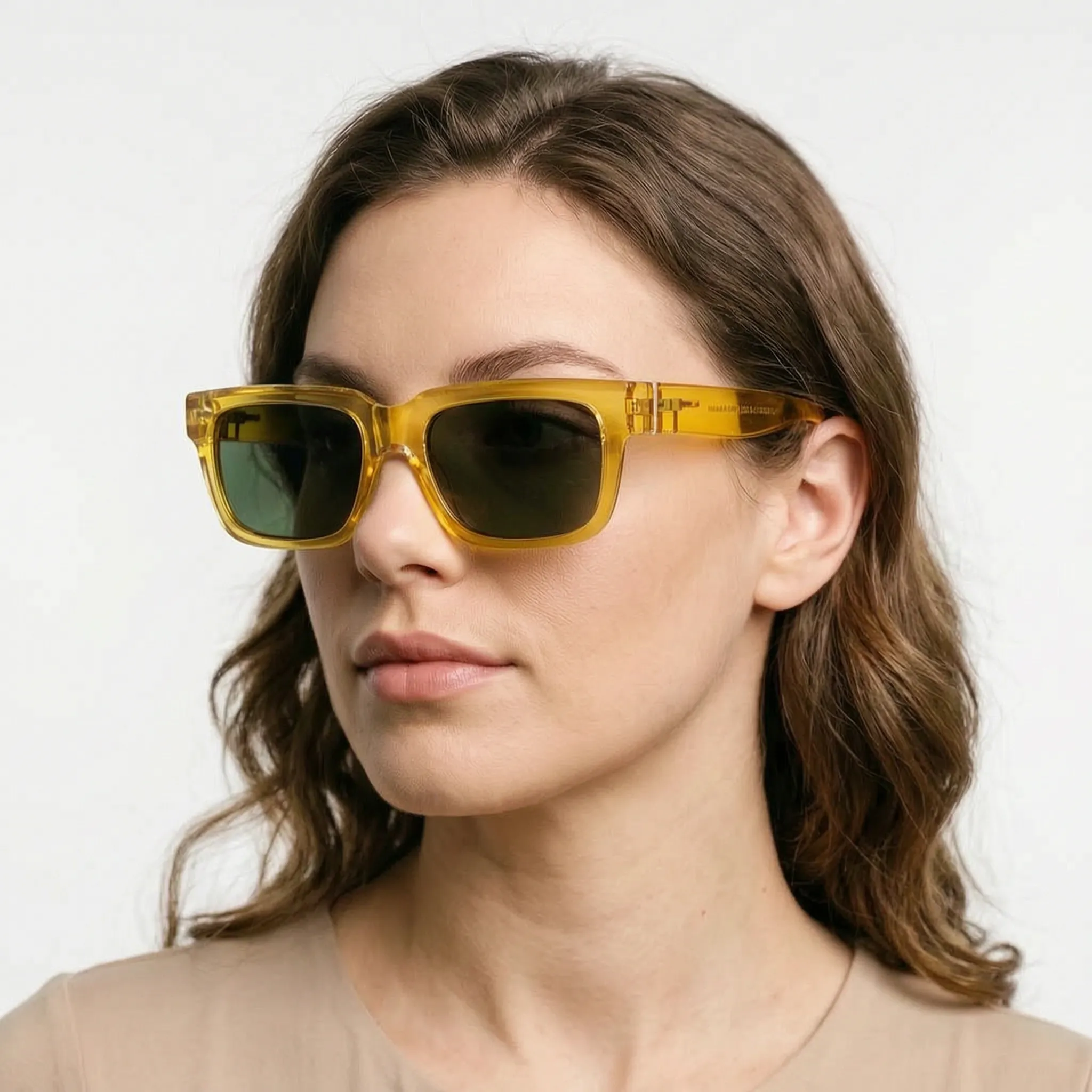 Nordspur | Velora Retro Rectangular Polarised Sunglasses