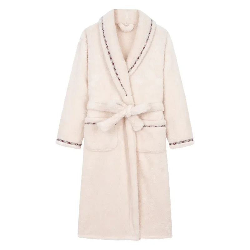 Nordspur | Velurian Long Hotel Style Robe
