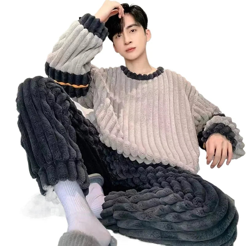 Nordspur | Velvoriq Thick Long Sleeve Pajama Set
