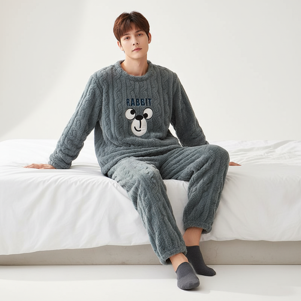 Nordspur | Velvoriq Thick Long Sleeve Pajama Set