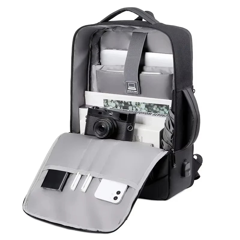 Nordspur | Vexarlo Expandable 17-Inch Laptop Backpack