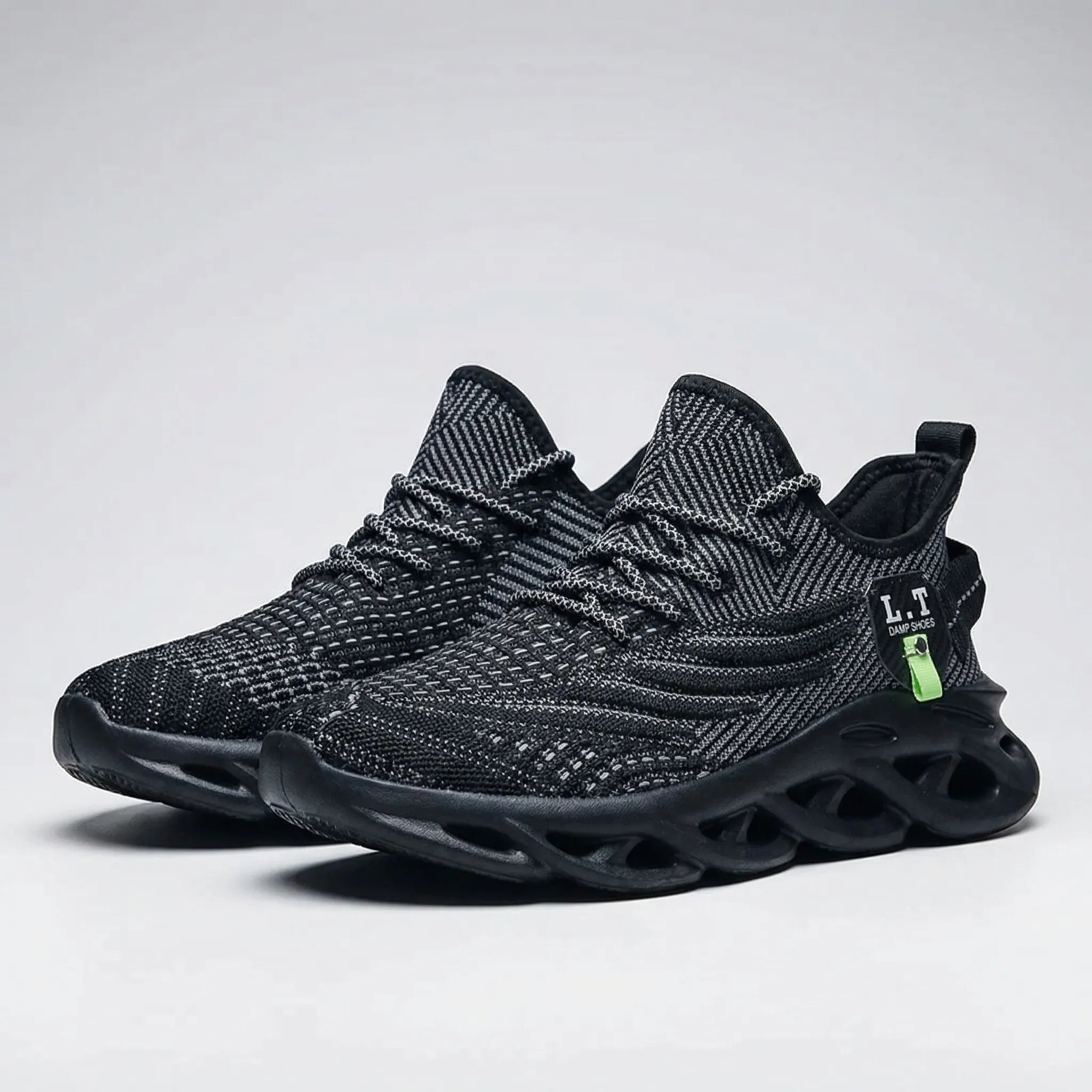 Nordspur | Vexlon Breathable Mesh Lace-Up Running Trainer