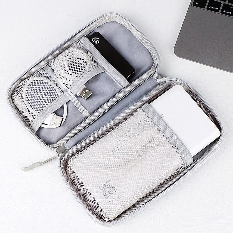 Nordspur | Voltris Compact Rectangular Tech Travel Organiser