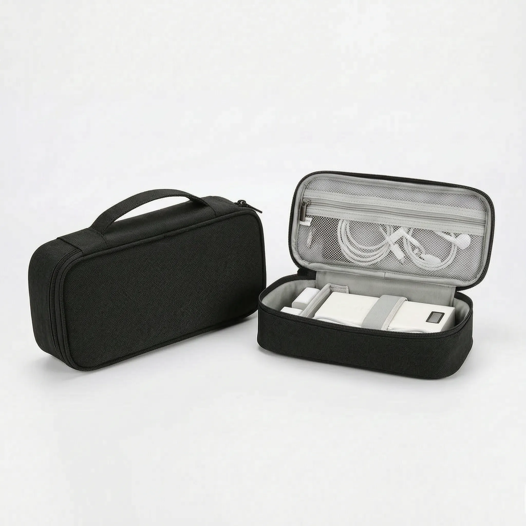 Nordspur | Voltris Compact Rectangular Tech Travel Organiser