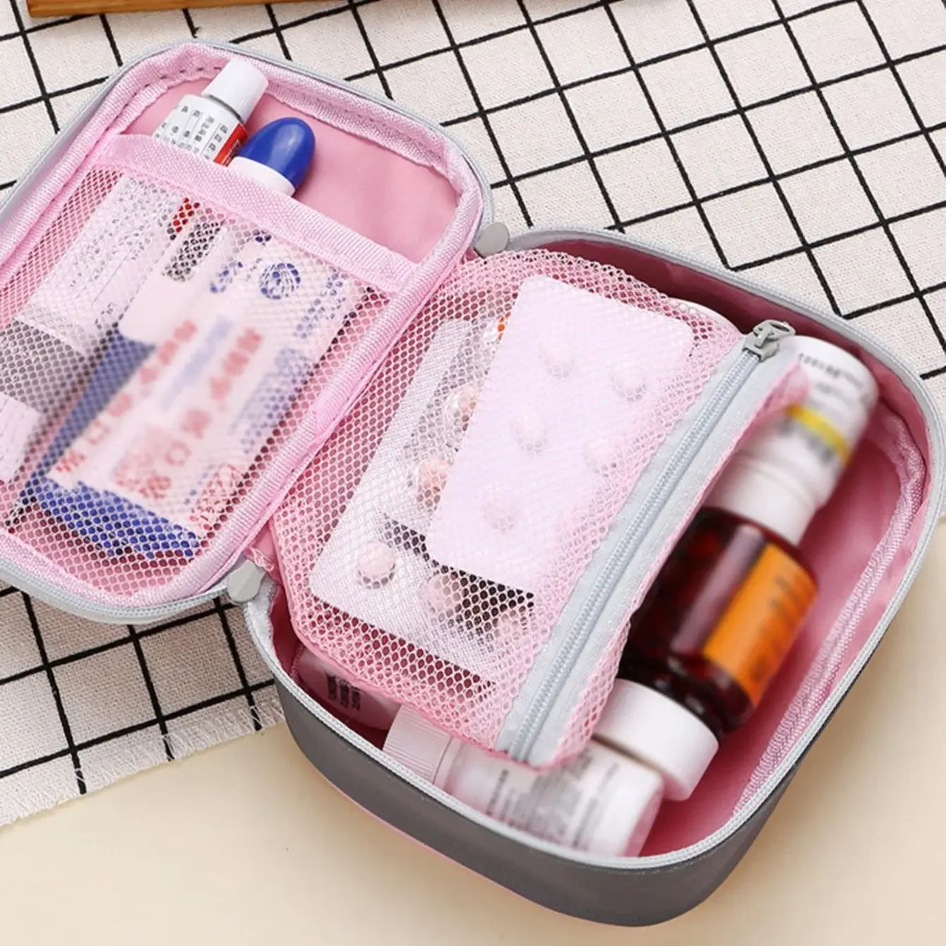 Nordspur | Vynara Portable Medicine Pouch