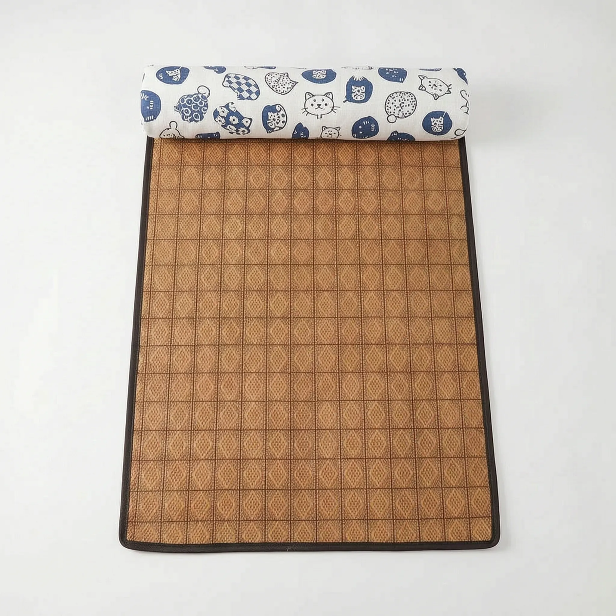 Nordspur | WeaveRest Woven Pet Cooling Mat