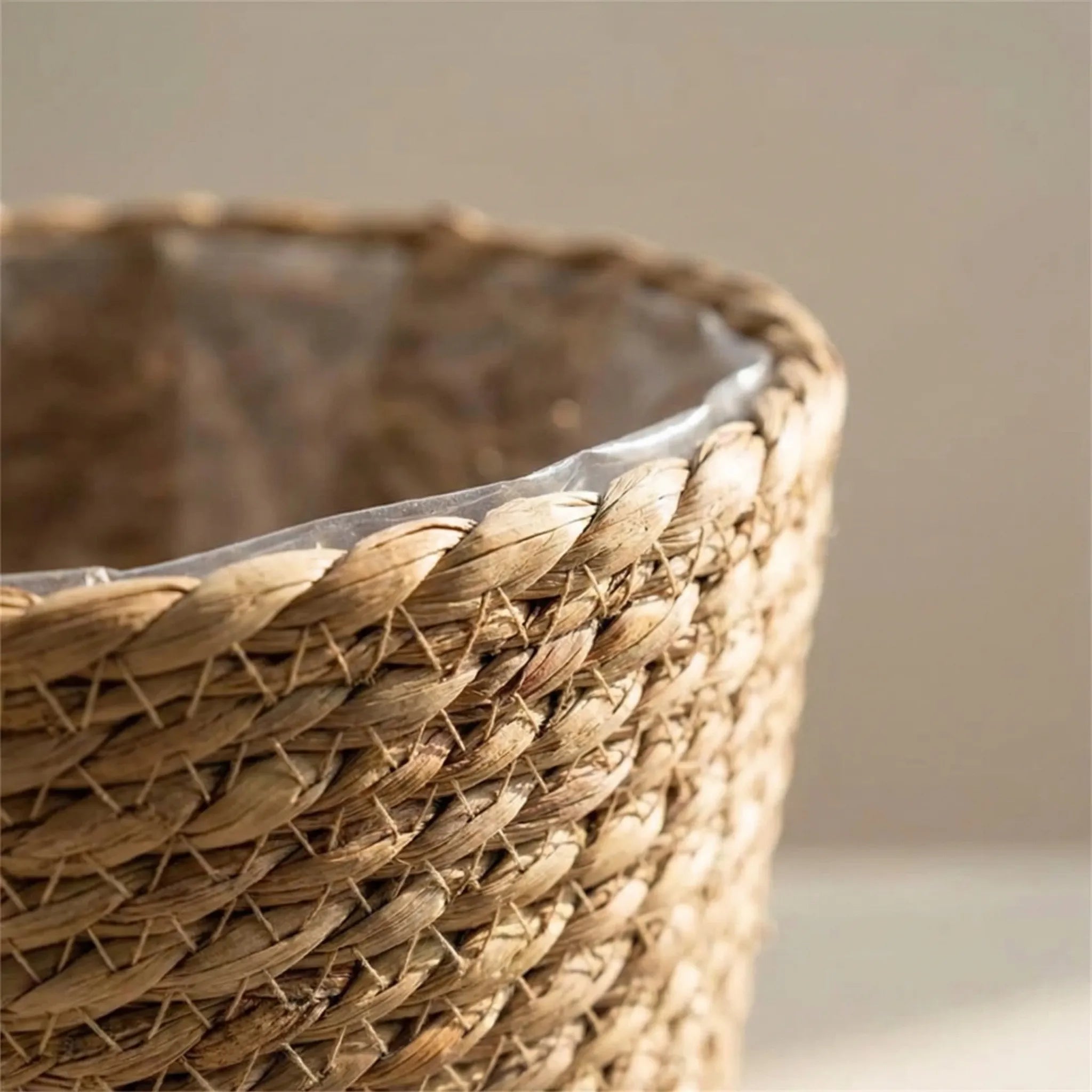 Nordspur | Weavenly Woven Rope Hanging Plant Basket