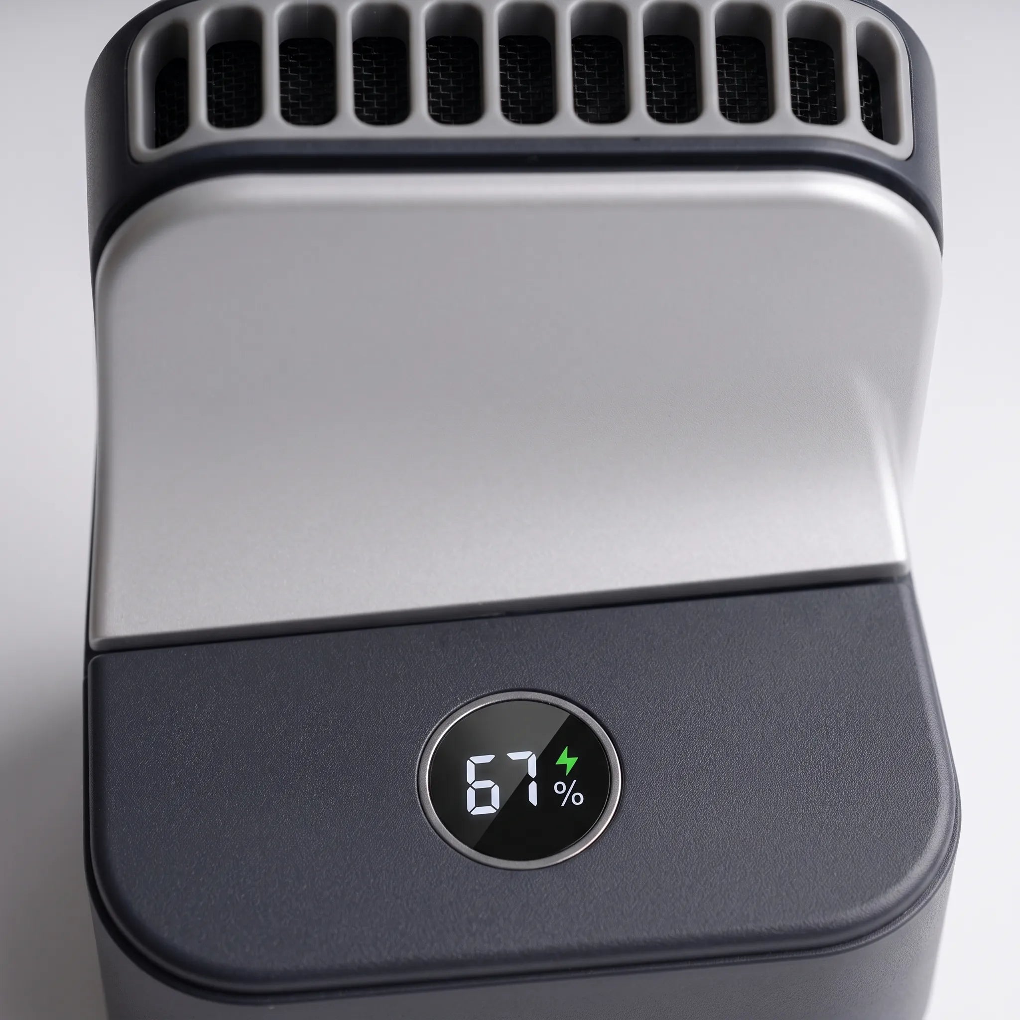 Nordspur | Zefirio Wearable Rechargeable Personal Cooling Device