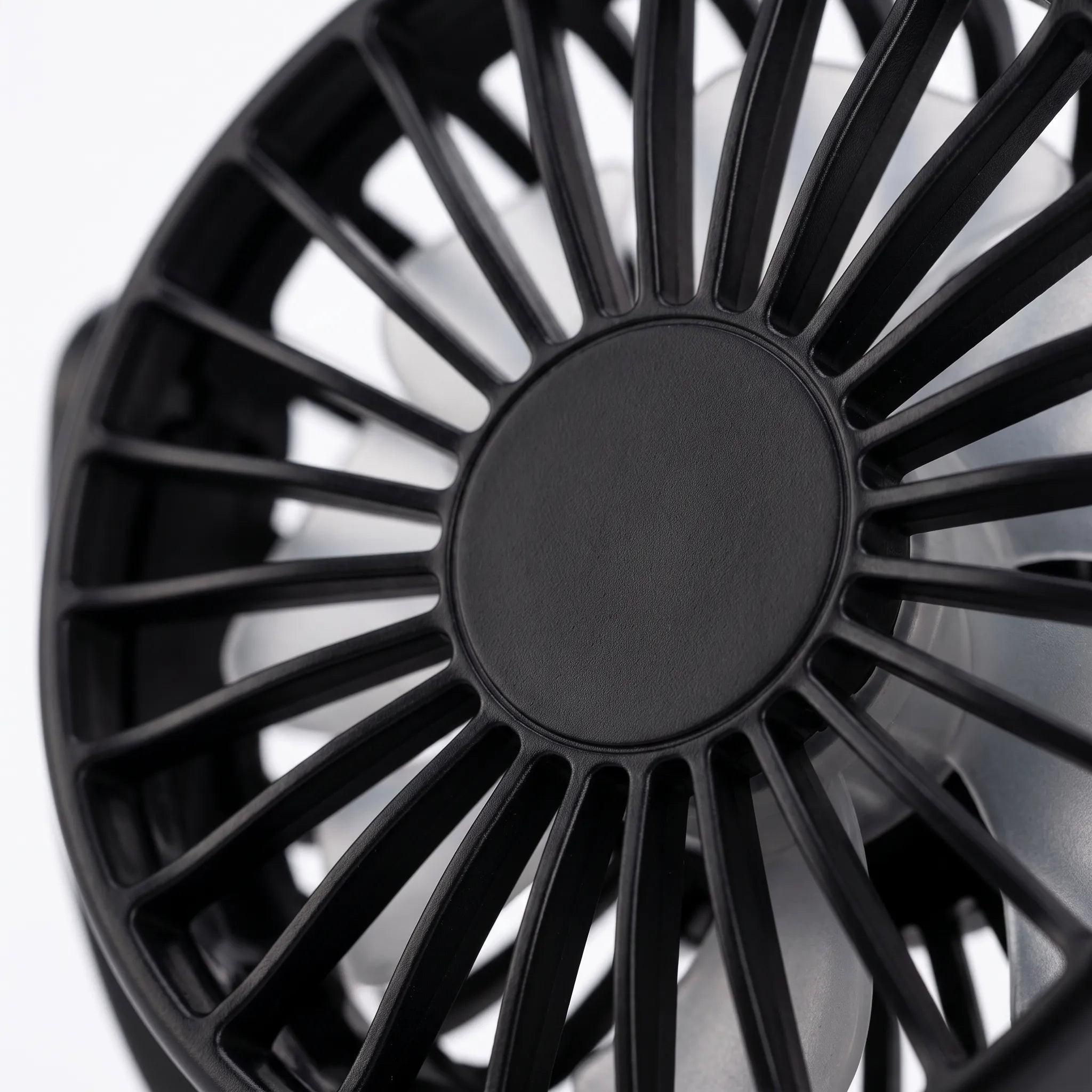 Nordspur | Zefria Portable Clip On Misting Fan