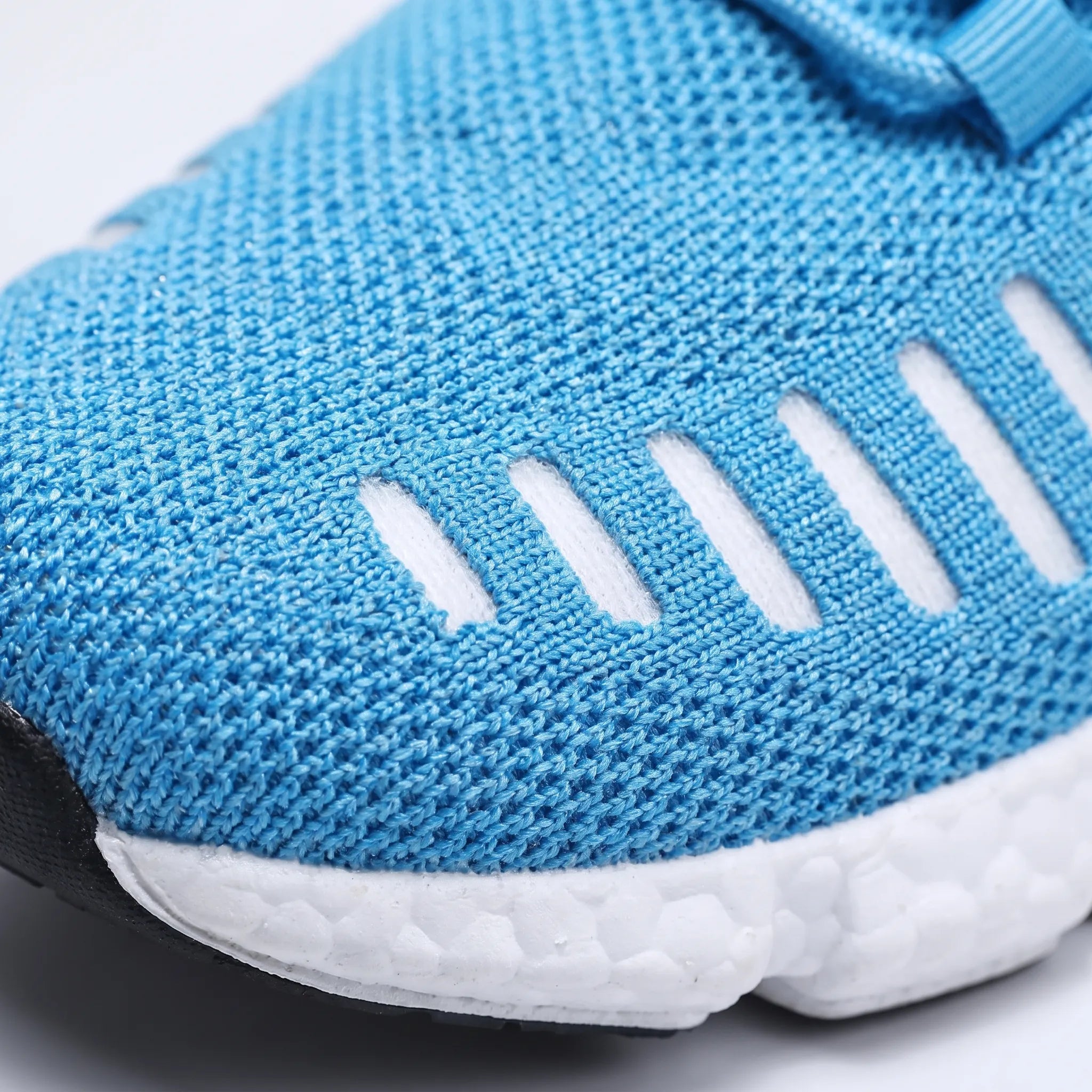 Nordspur | ZephyrStep Breathable Mesh Running Trainers