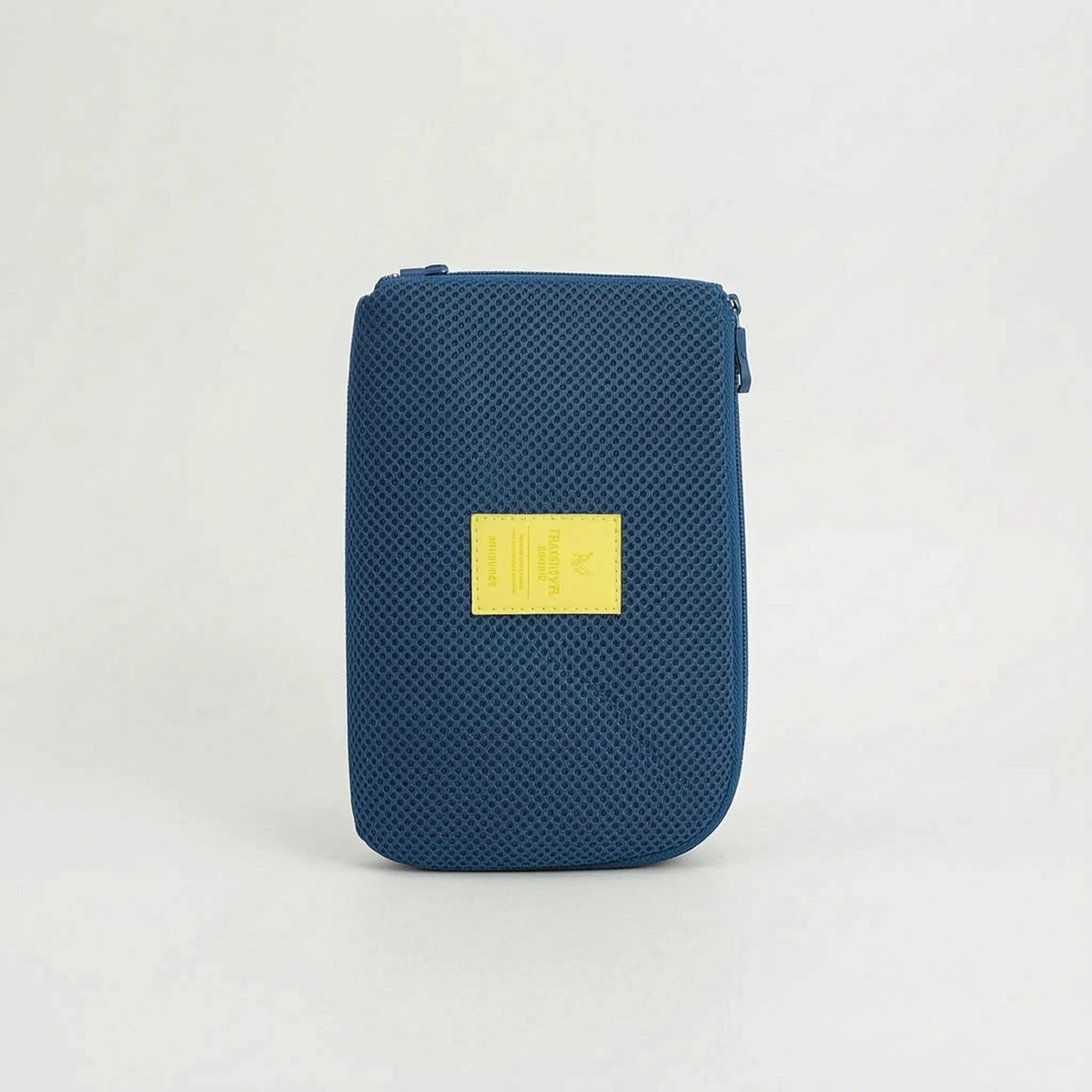 Nordspur | Zippra Mesh Exterior Electronic Organiser