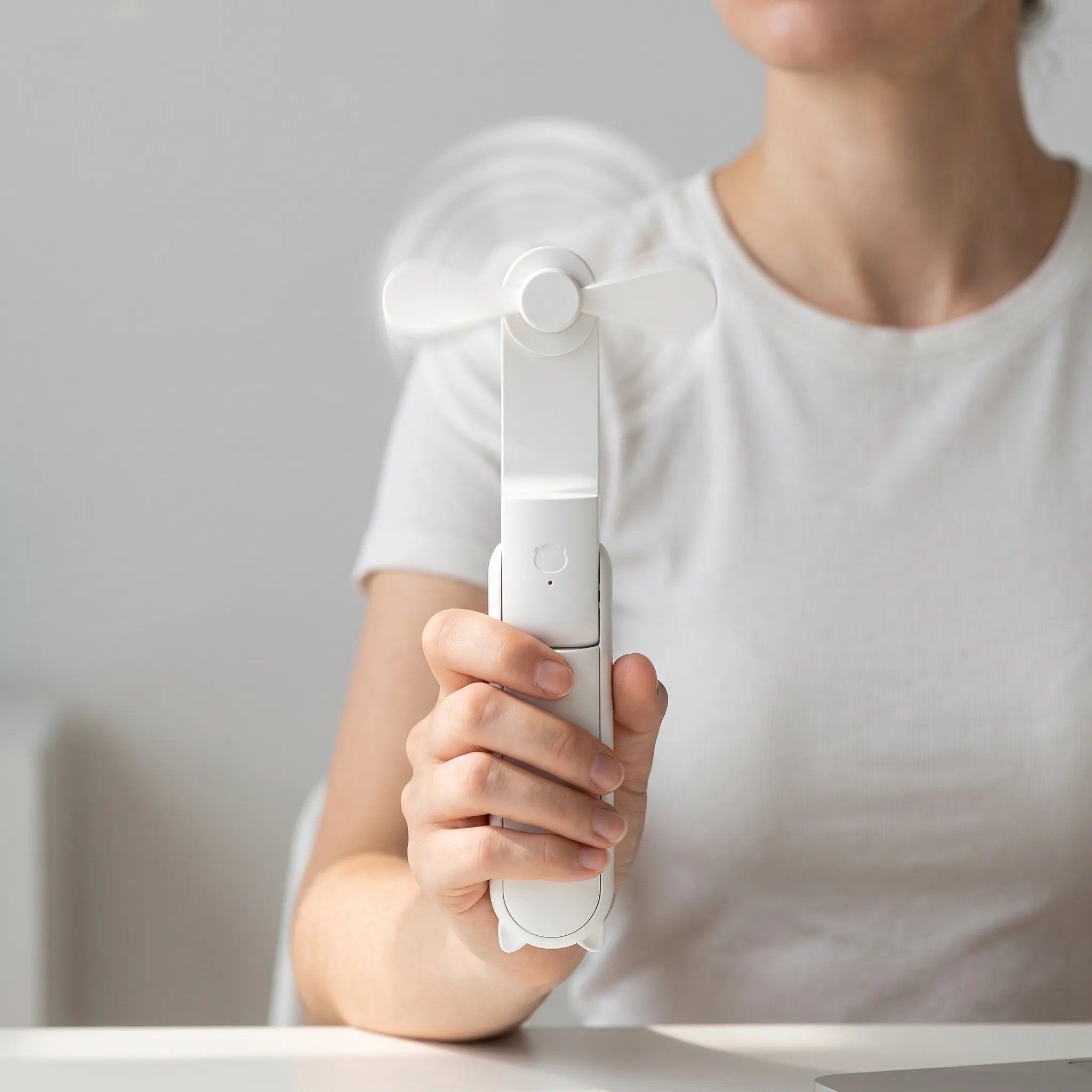 Nordspur | Zyrion Foldable Handheld Pocket Fan