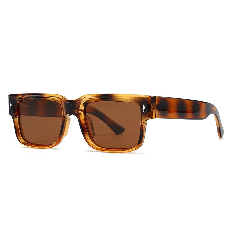 Nordspur | Velora Retro Rectangular Polarised Sunglasses