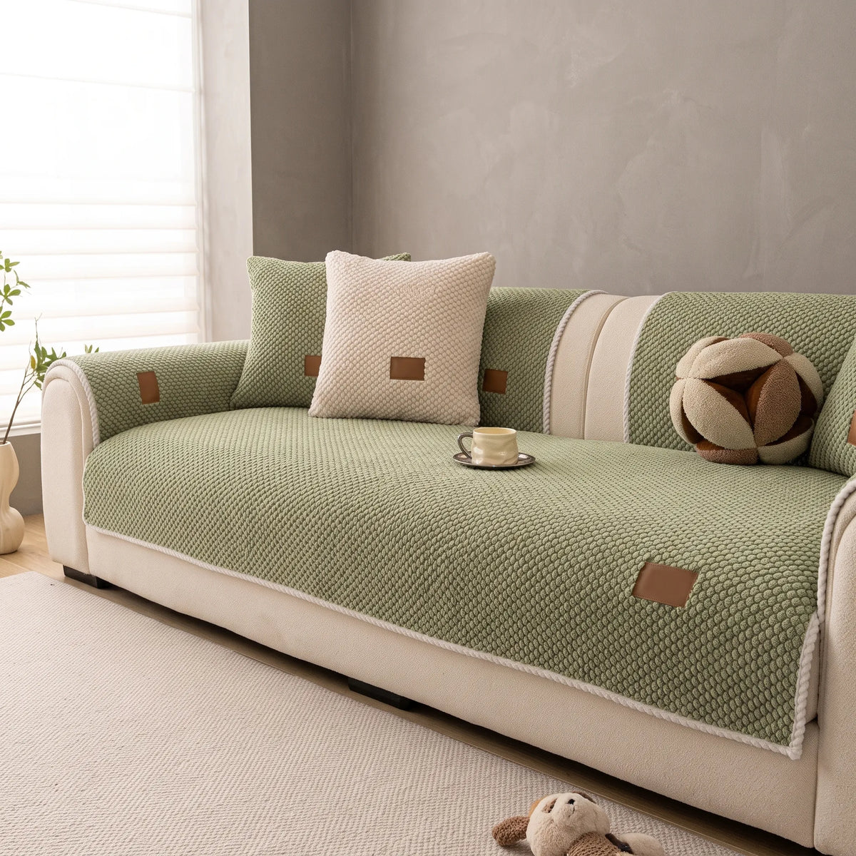 Pelvora | Thick Non-Slip Washable Sofa Cover for Pet Owners: Soft, Easy Care and Made for Daily Use