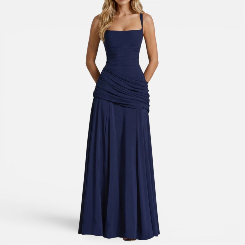 Maxi Dress Shoulder Straps Ruched Figure-Hugging Sleeveless